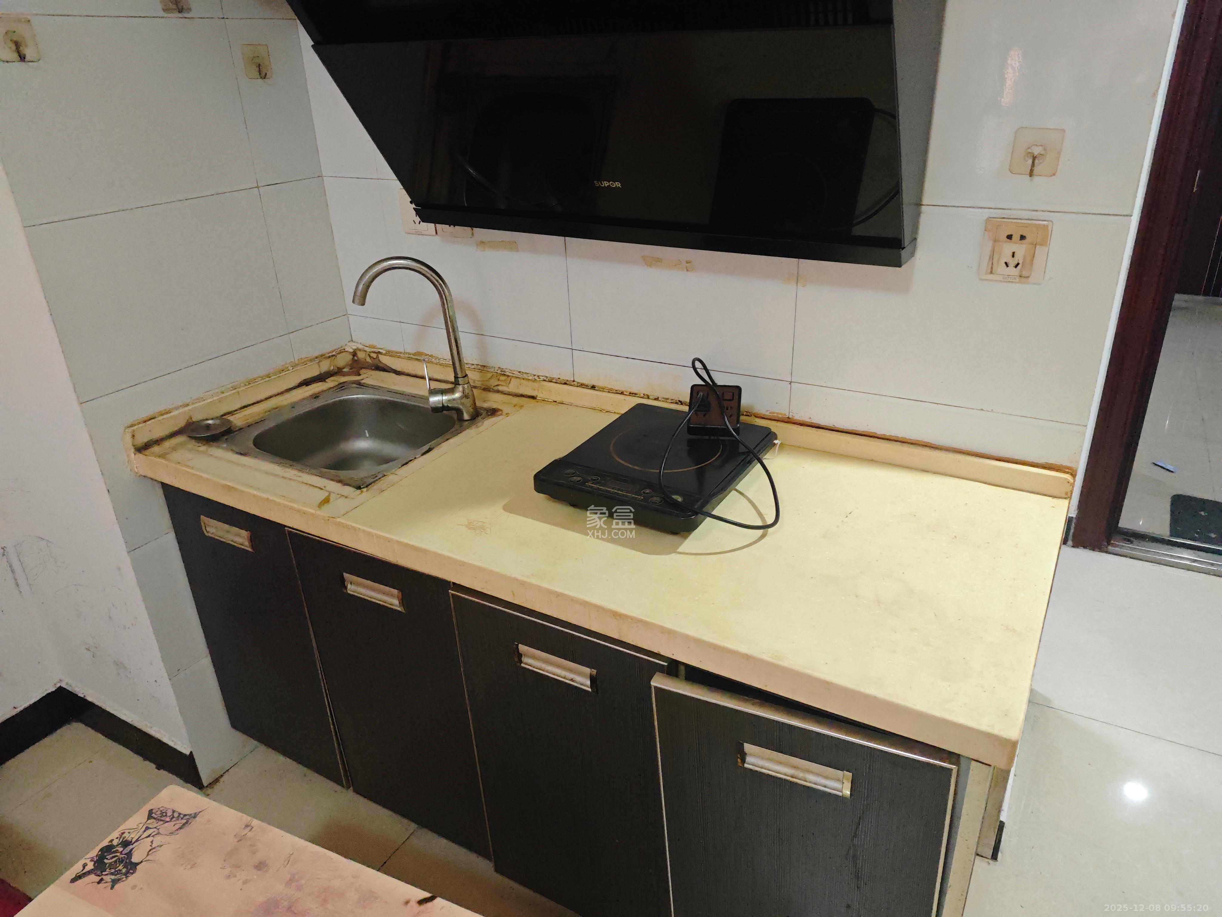 建发汇金国际   35.0㎡      1300.0元/月室内图