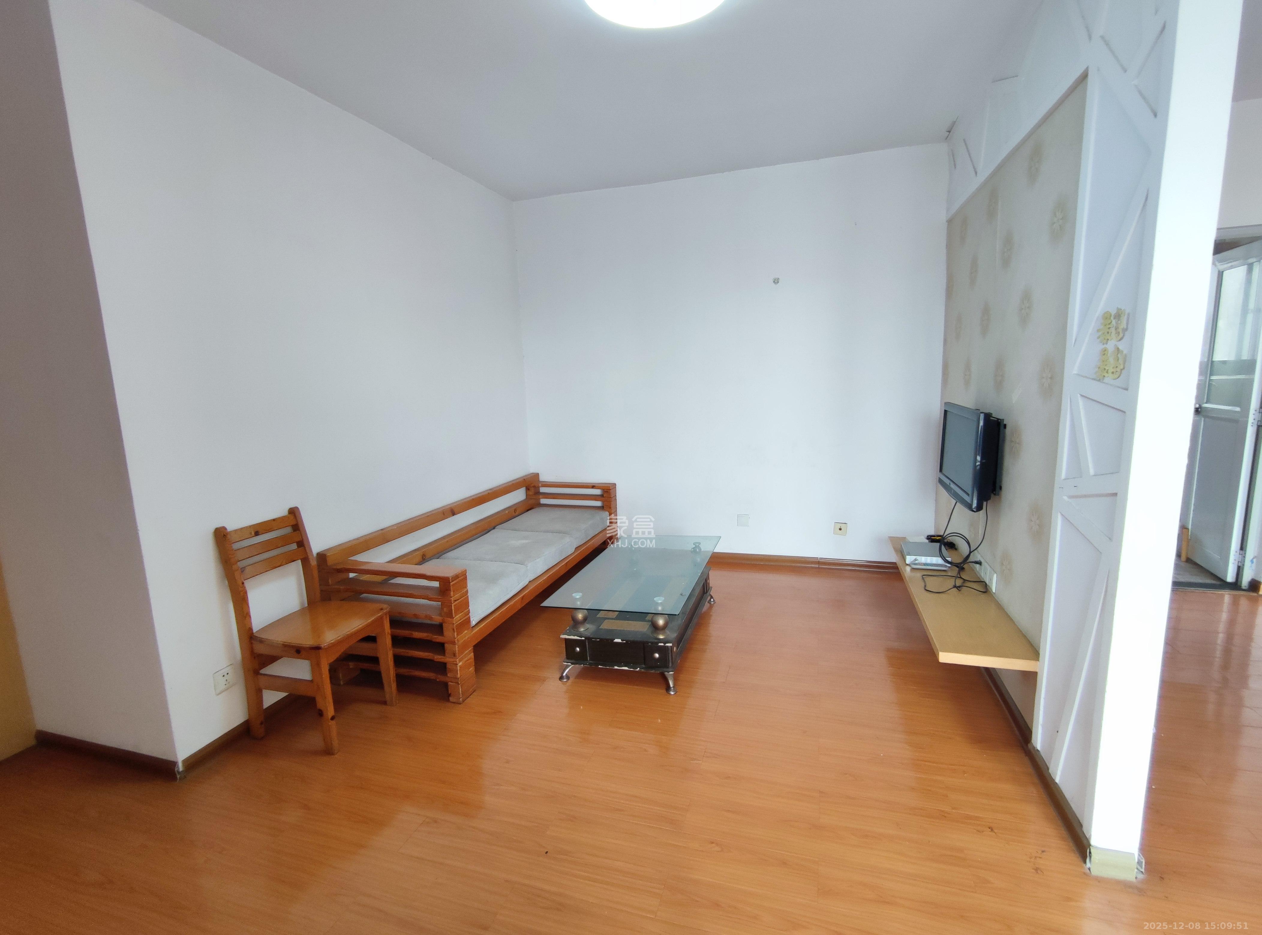 锦湘国际星城三期（锦绣苑）  2室1厅1卫    1900.0元/月