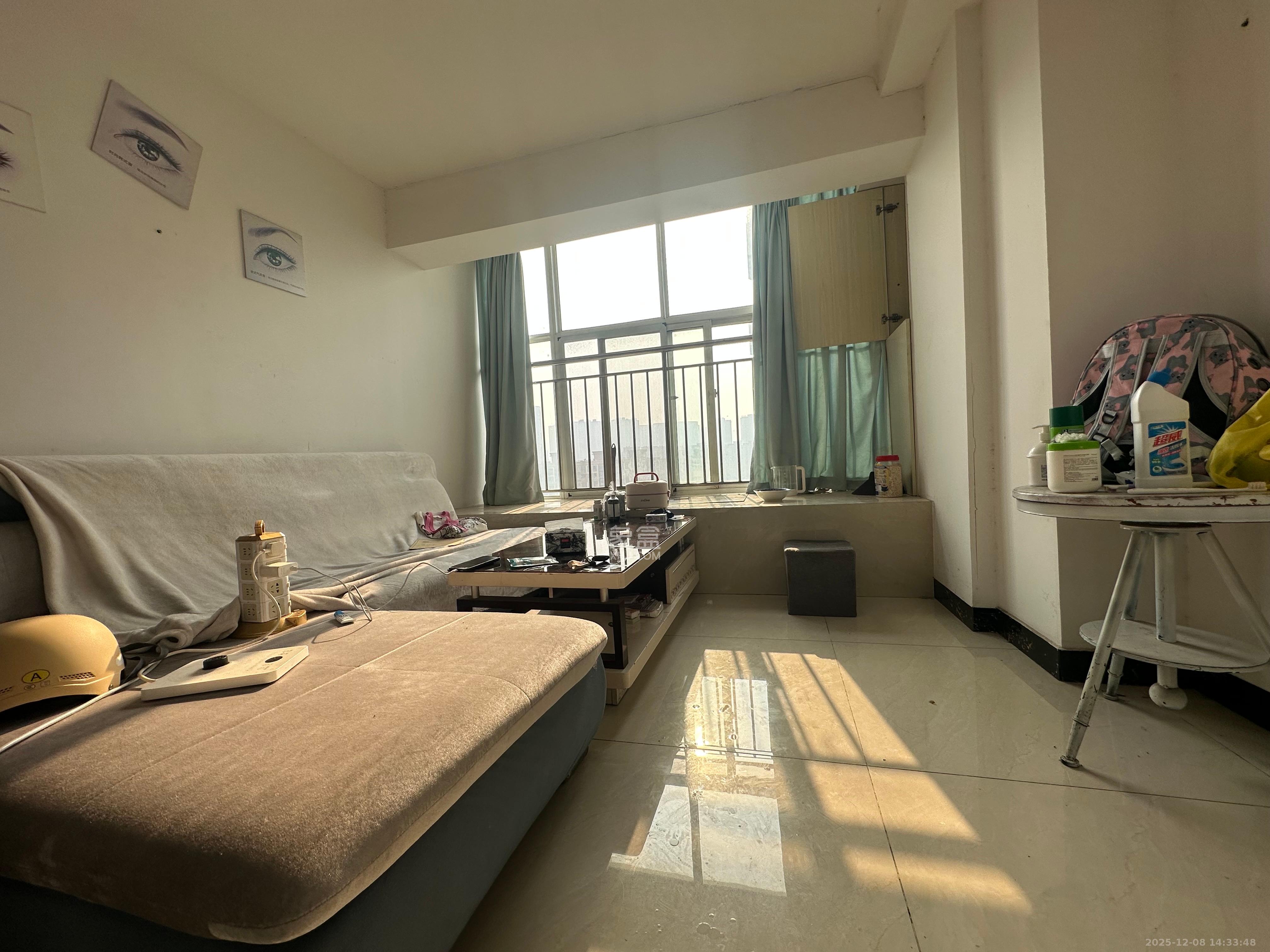 金色loft(鑫秋大厦) 2室1厅1卫 1400.0元/月 金色loft(鑫秋大厦) 2室1厅1卫 1400.0元/月室内图