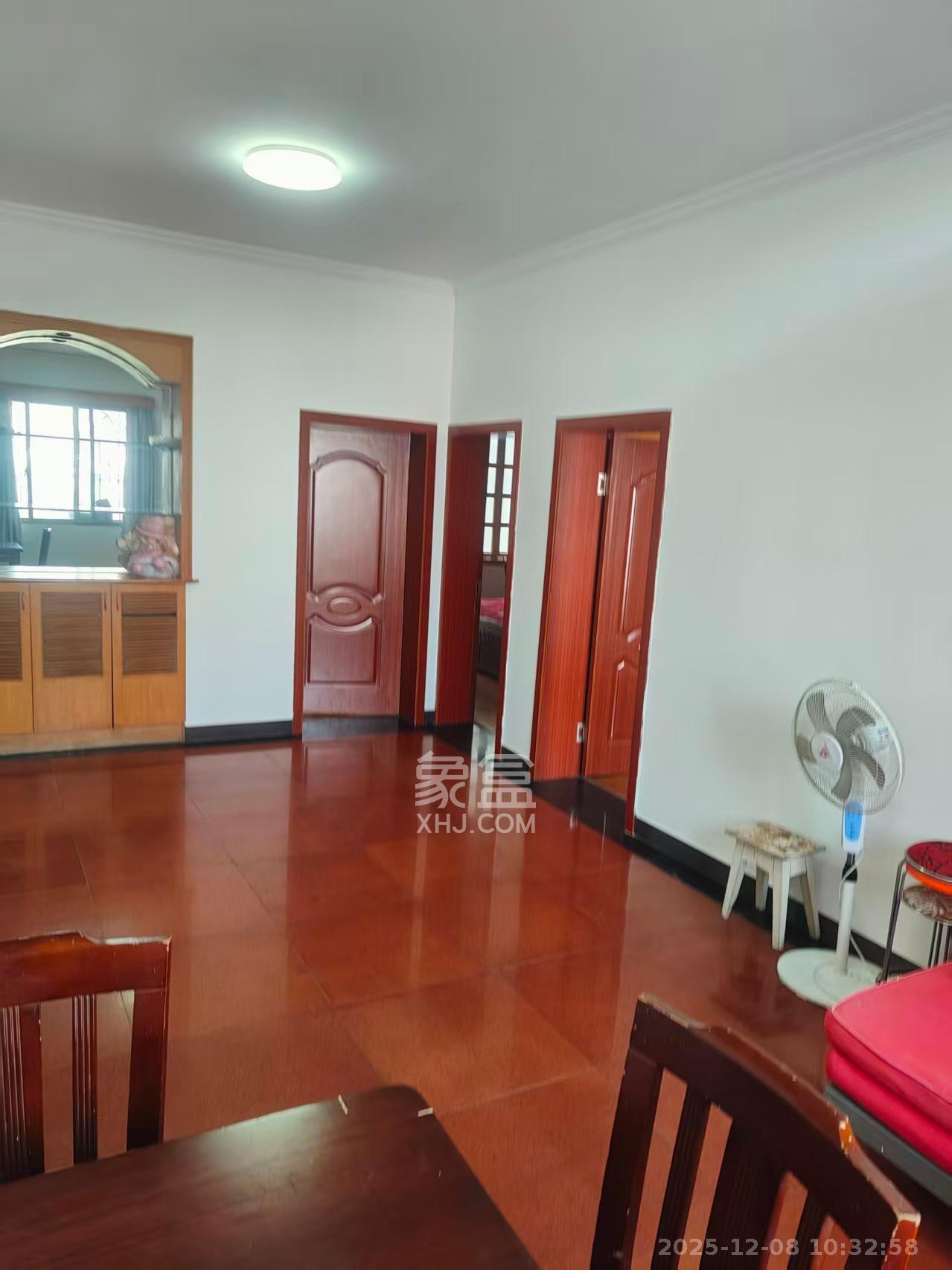 建工集团单位房  3室2厅1卫    2200.0元/月室内图