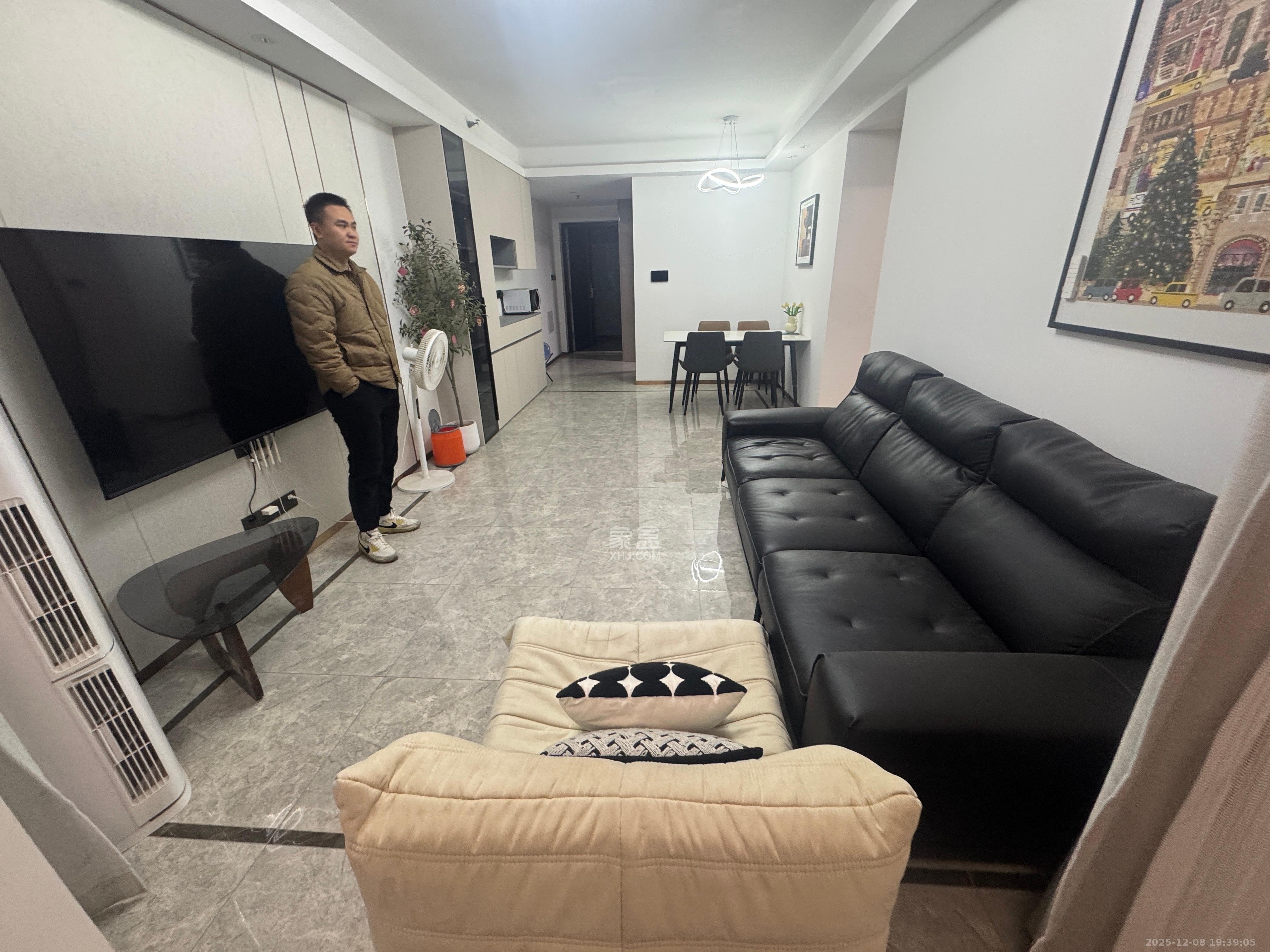 梅溪悦章  3室2厅2卫    3300.0元/月