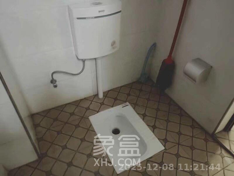 兴隆景苑 2室2厅1卫 1700.0元/月 兴隆景苑 2室2厅1卫 1700.0元/月室内图