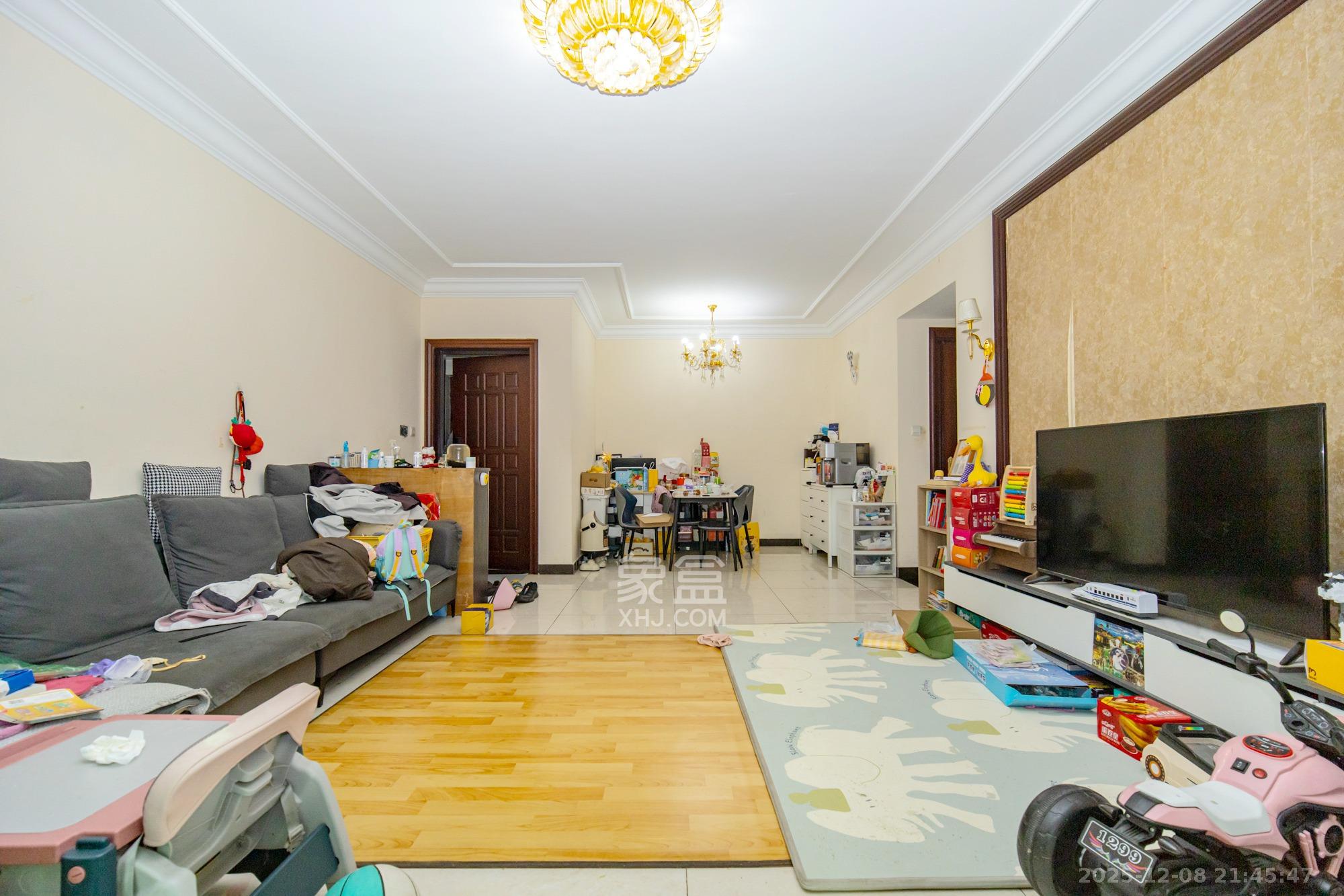 恒大雅苑 3室2厅1卫 118.0万 恒大雅苑 3室2厅1卫 118.0万客厅