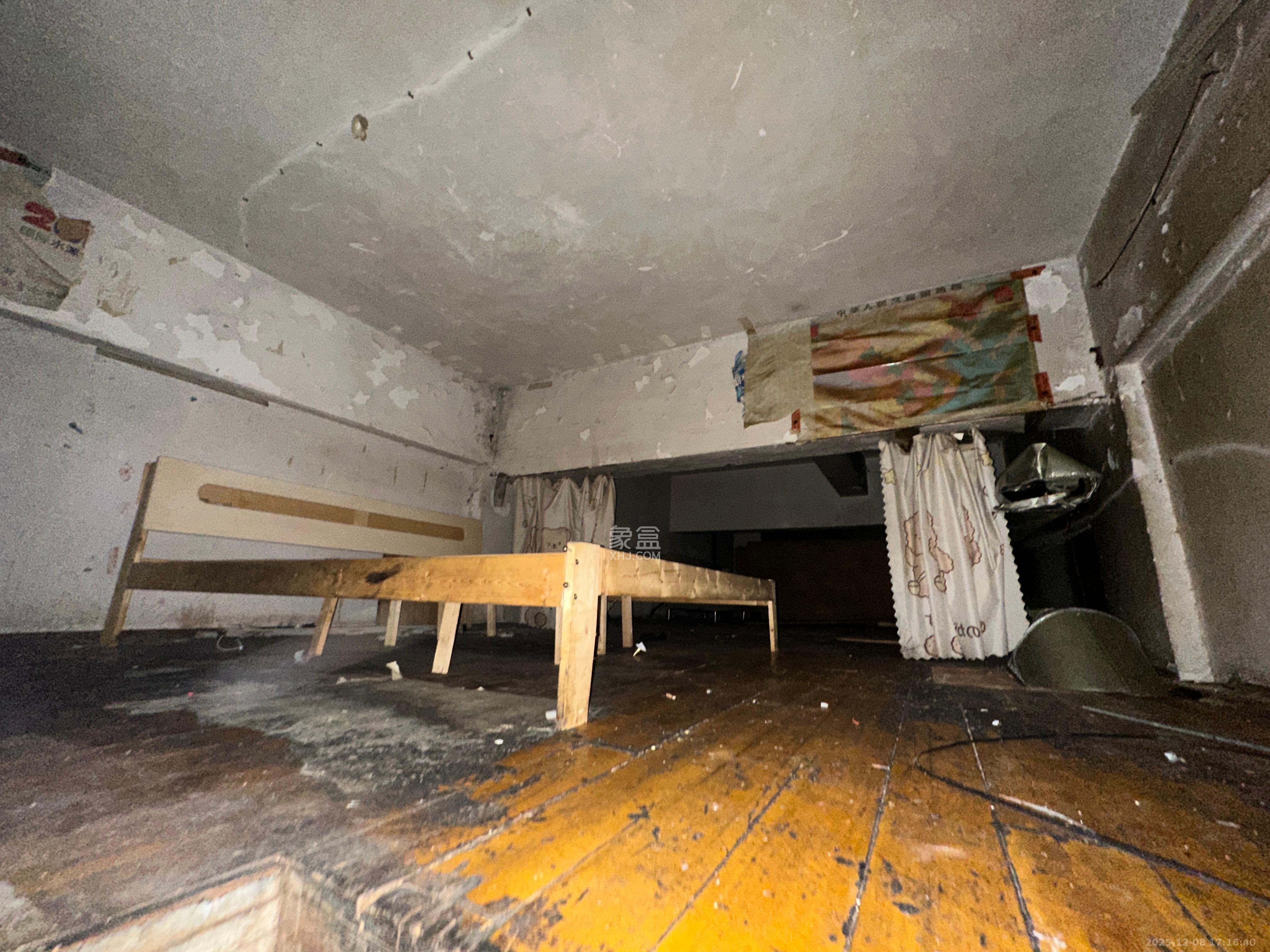 小瀛洲散盘   39.77㎡      4500.0元/月室内图