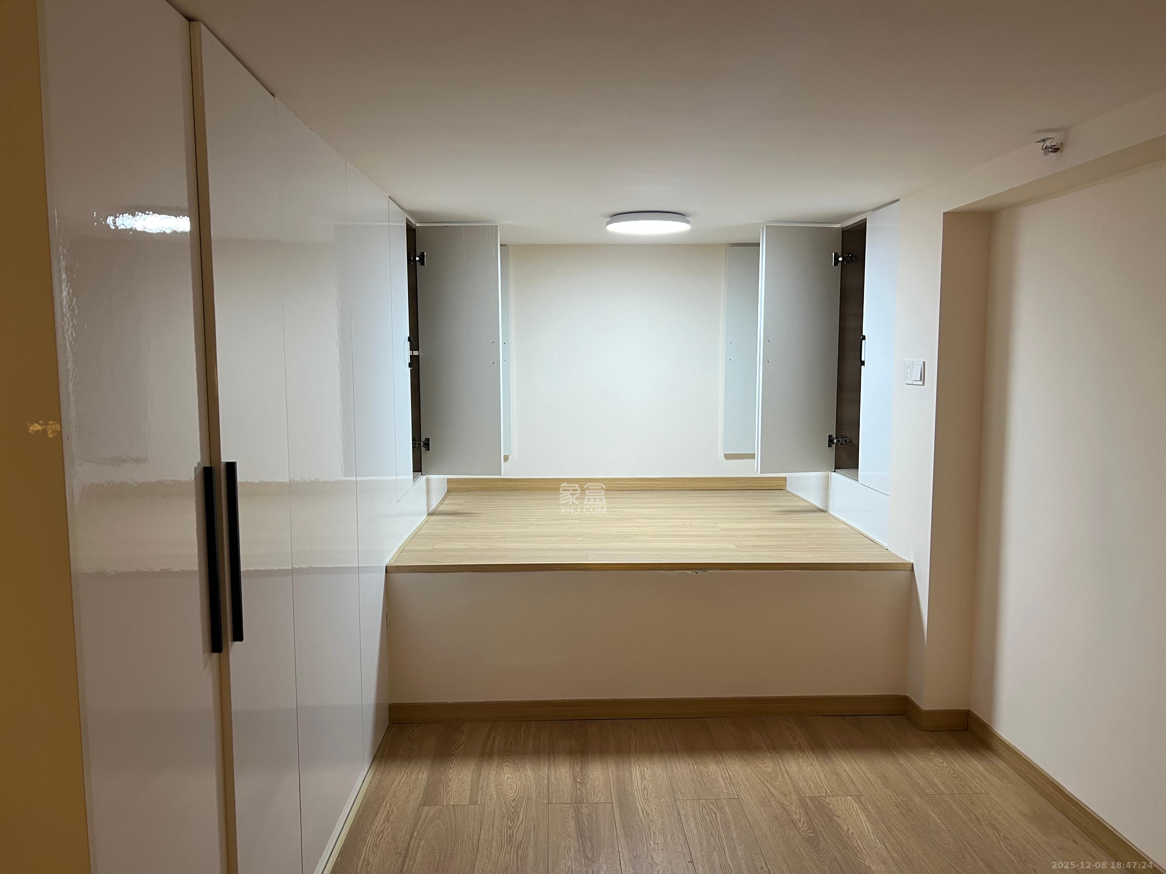 福晟翡翠湾 1室1厅1卫 1700.0元/月 福晟翡翠湾 1室1厅1卫 1700.0元/月室内图