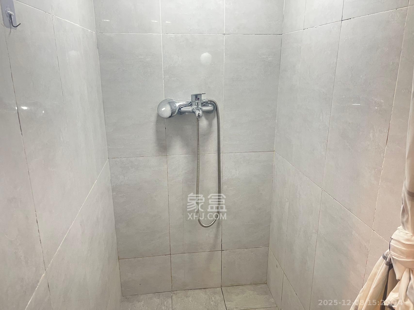 卓越江岸 1室1厅1卫 1750.0元/月 卓越江岸 1室1厅1卫 1750.0元/月室内图