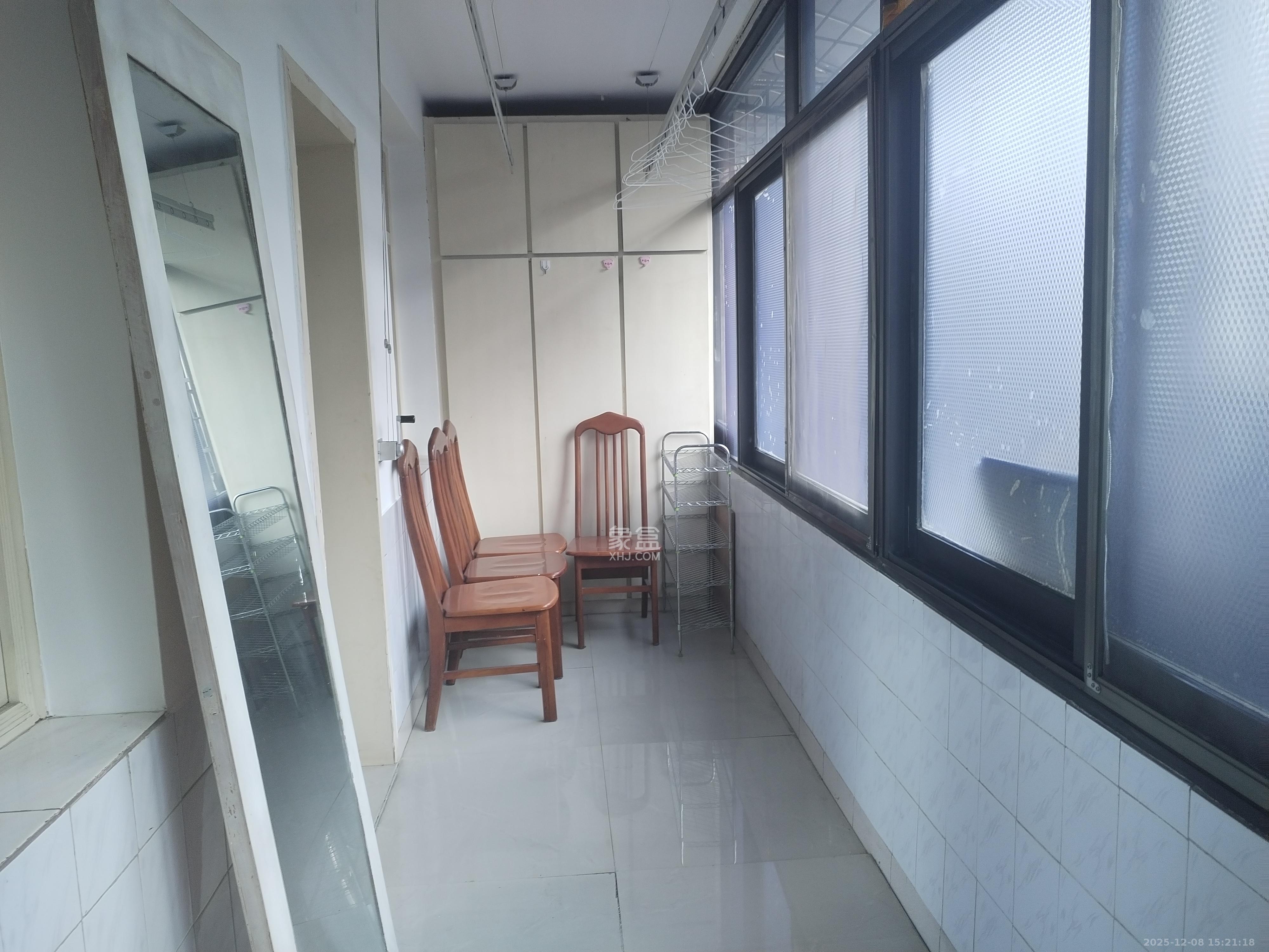 砂子塘社区  2室2厅1卫    2000.0元/月室内图