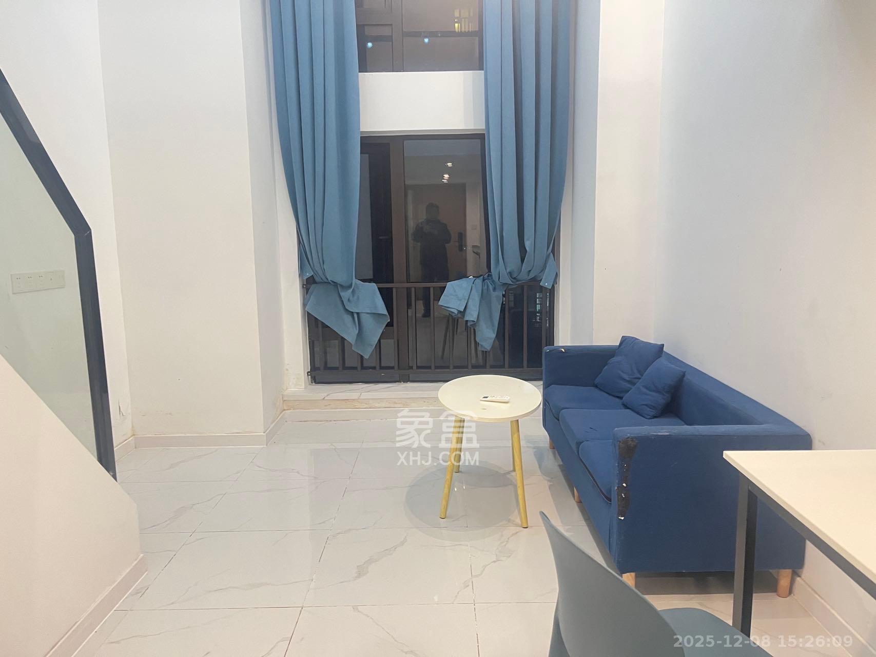 卓越江岸  1室1厅1卫    1750.0元/月