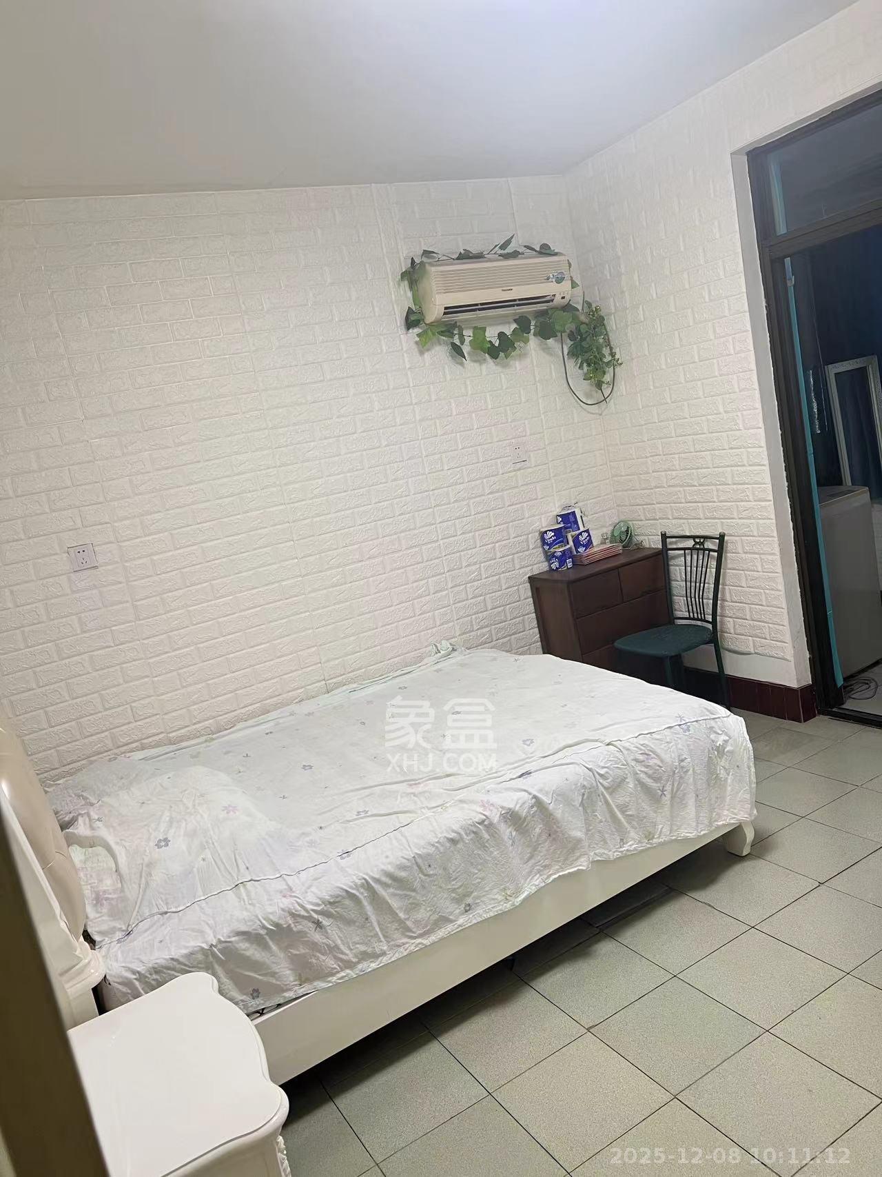 长勘小区  2室1厅1卫    1600.0元/月室内图