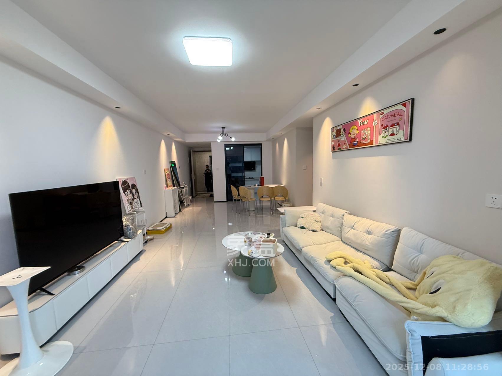 旭辉国悦府  3室1厅2卫    3400.0元/月