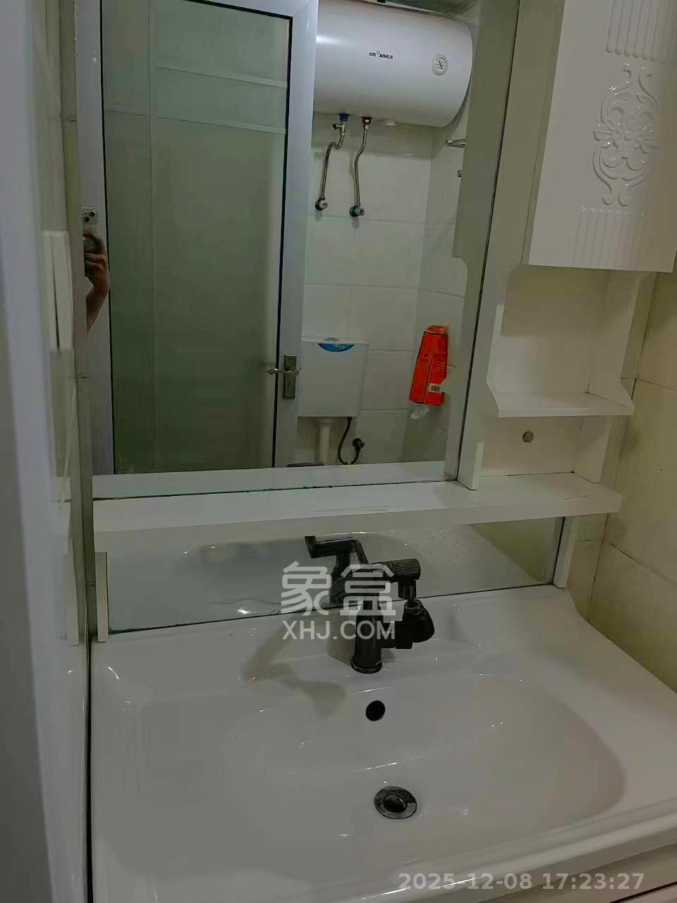 梅溪国际公寓(步步高新天地) 1室1厅1卫 1400.0元/月 梅溪国际公寓(步步高新天地) 1室1厅1卫 1400.0元/月室内图