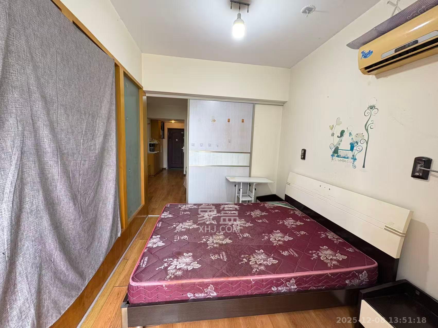 时代先锋 1室1厅1卫 1300.0元/月 时代先锋 1室1厅1卫 1300.0元/月室内图