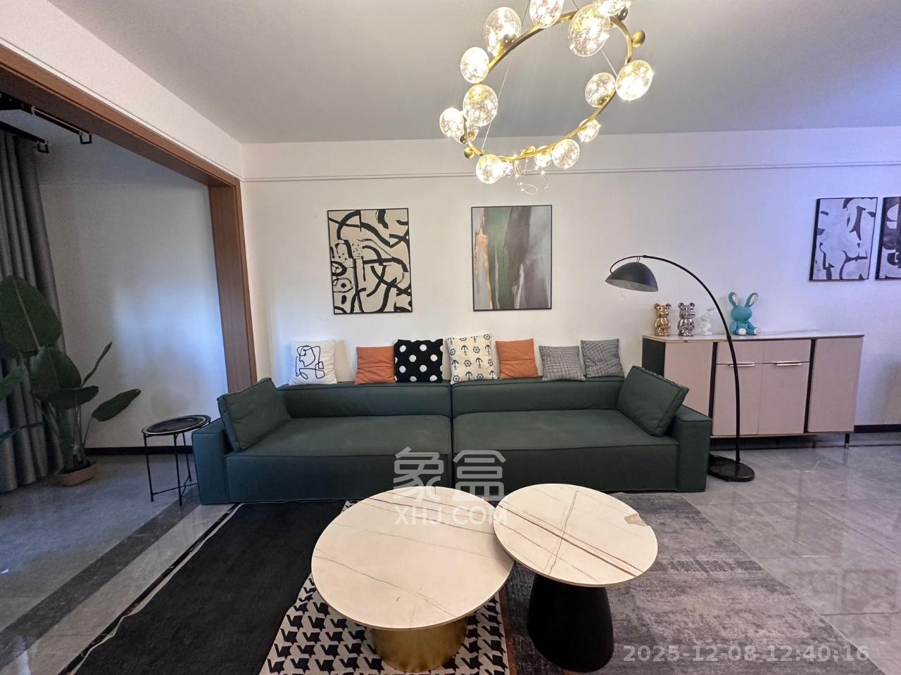 卓越江岸  4室2厅2卫    4500.0元/月室内图