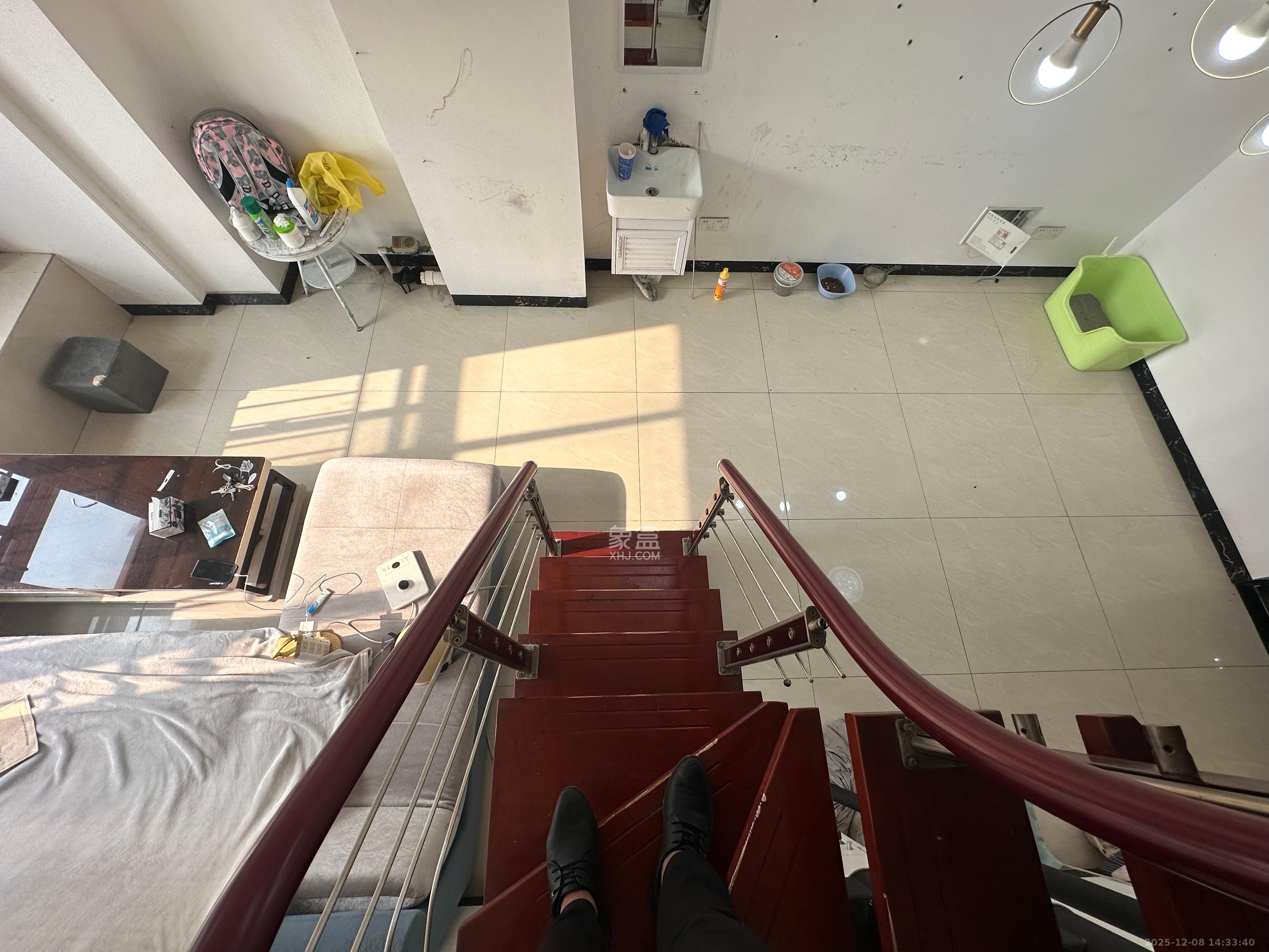 金色loft(鑫秋大厦) 2室1厅1卫 1400.0元/月 金色loft(鑫秋大厦) 2室1厅1卫 1400.0元/月室内图