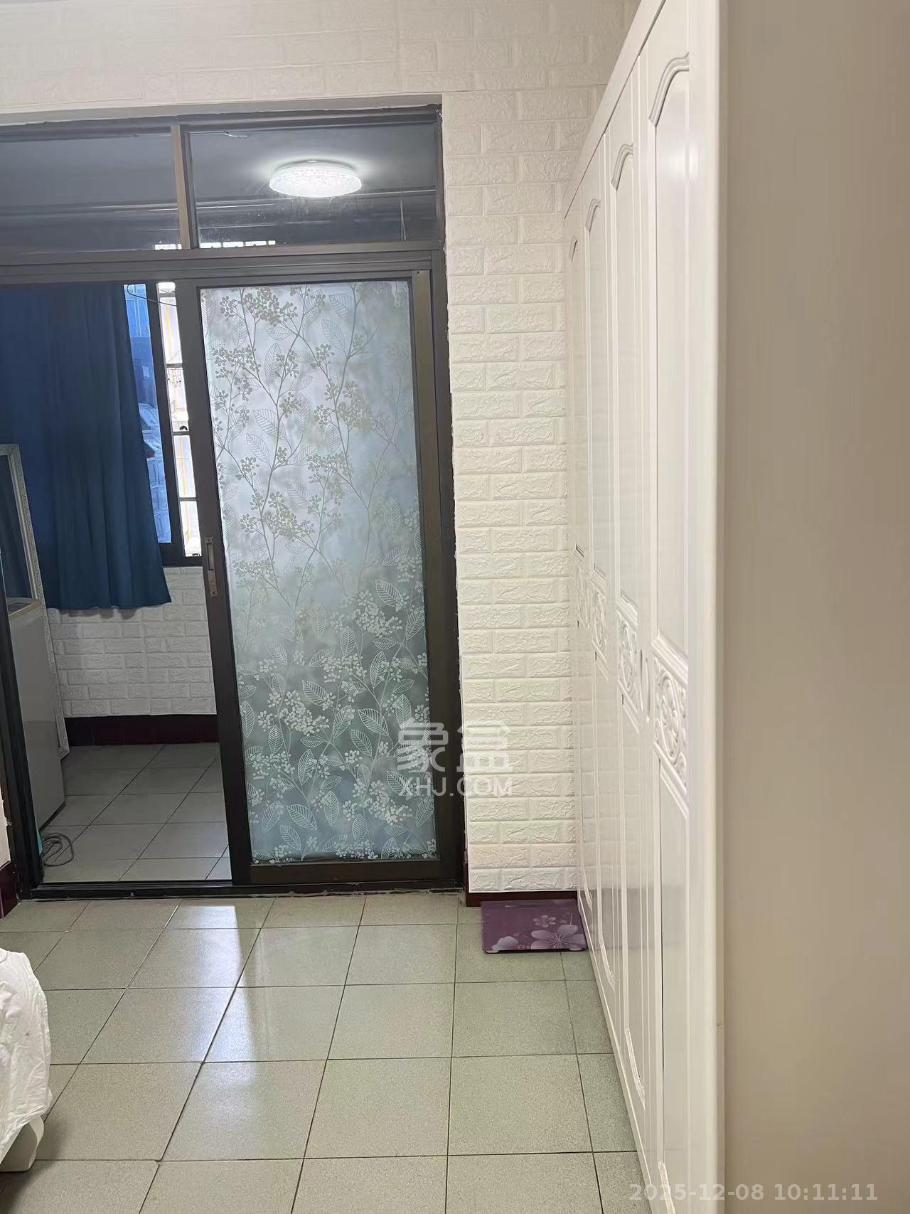 长勘小区  2室1厅1卫    1600.0元/月室内图