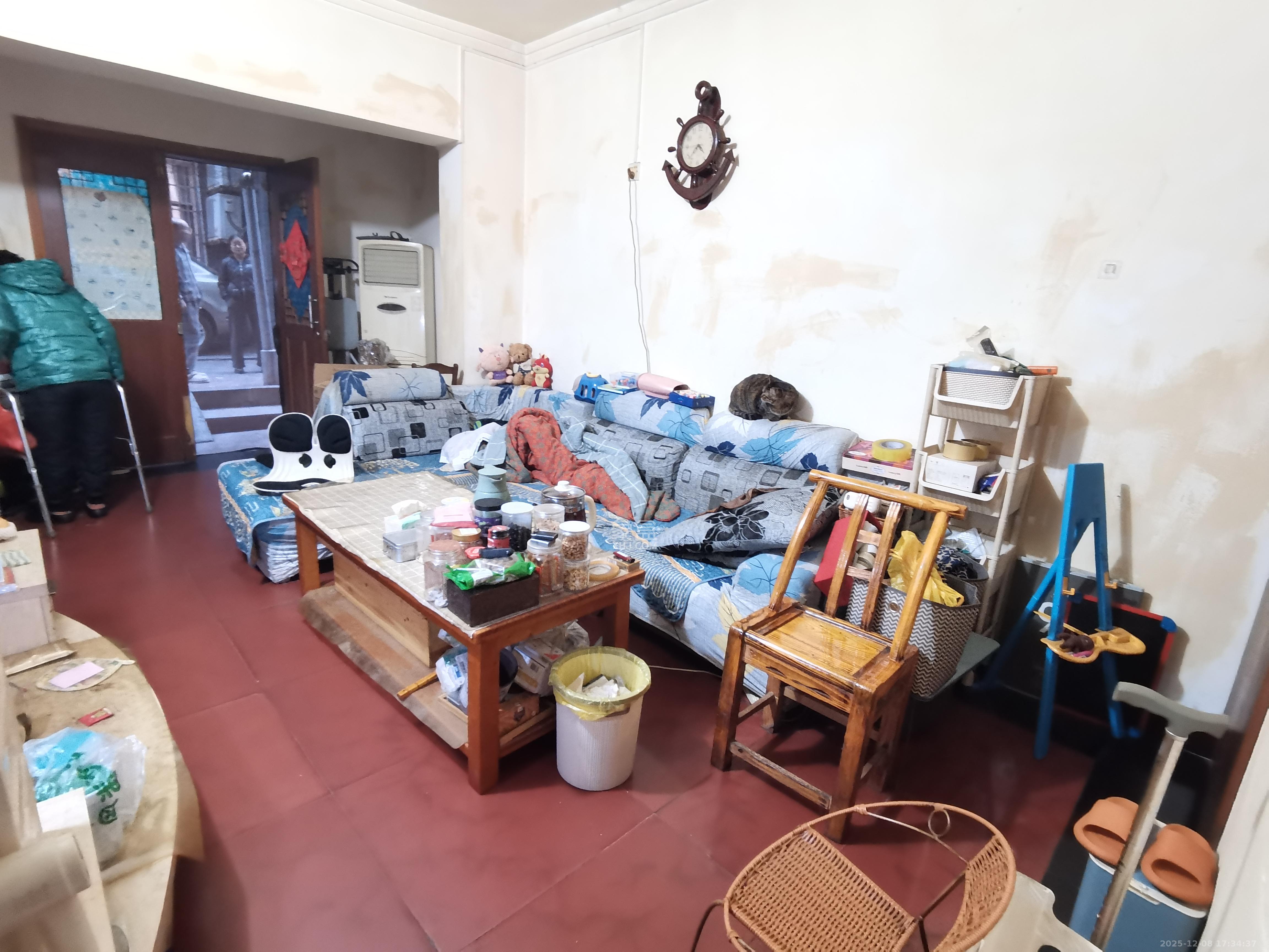 牛婆塘社区  1室1厅1卫    1400.0元/月