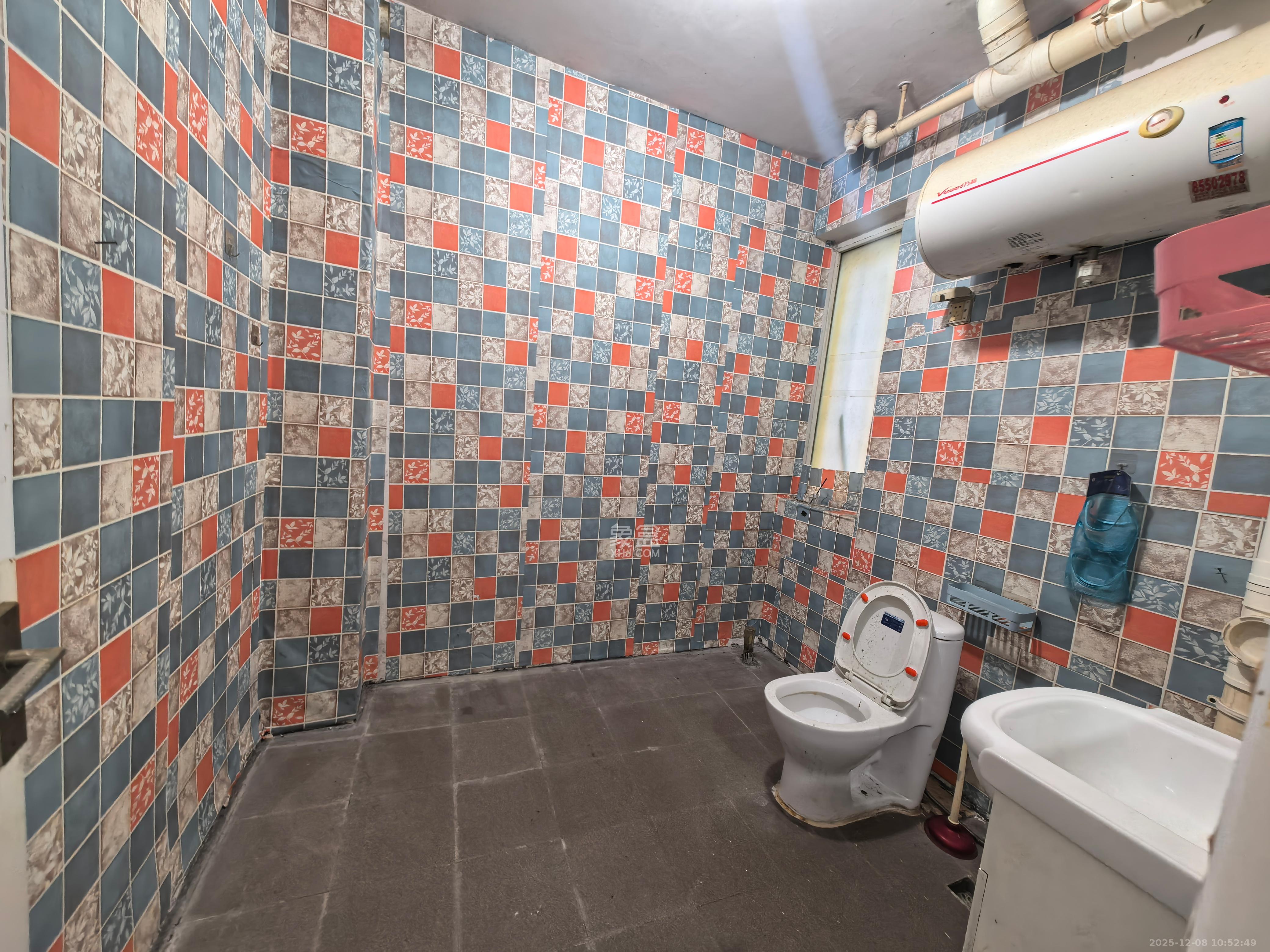 丽星景园  3室2厅1卫    2300.0元/月室内图