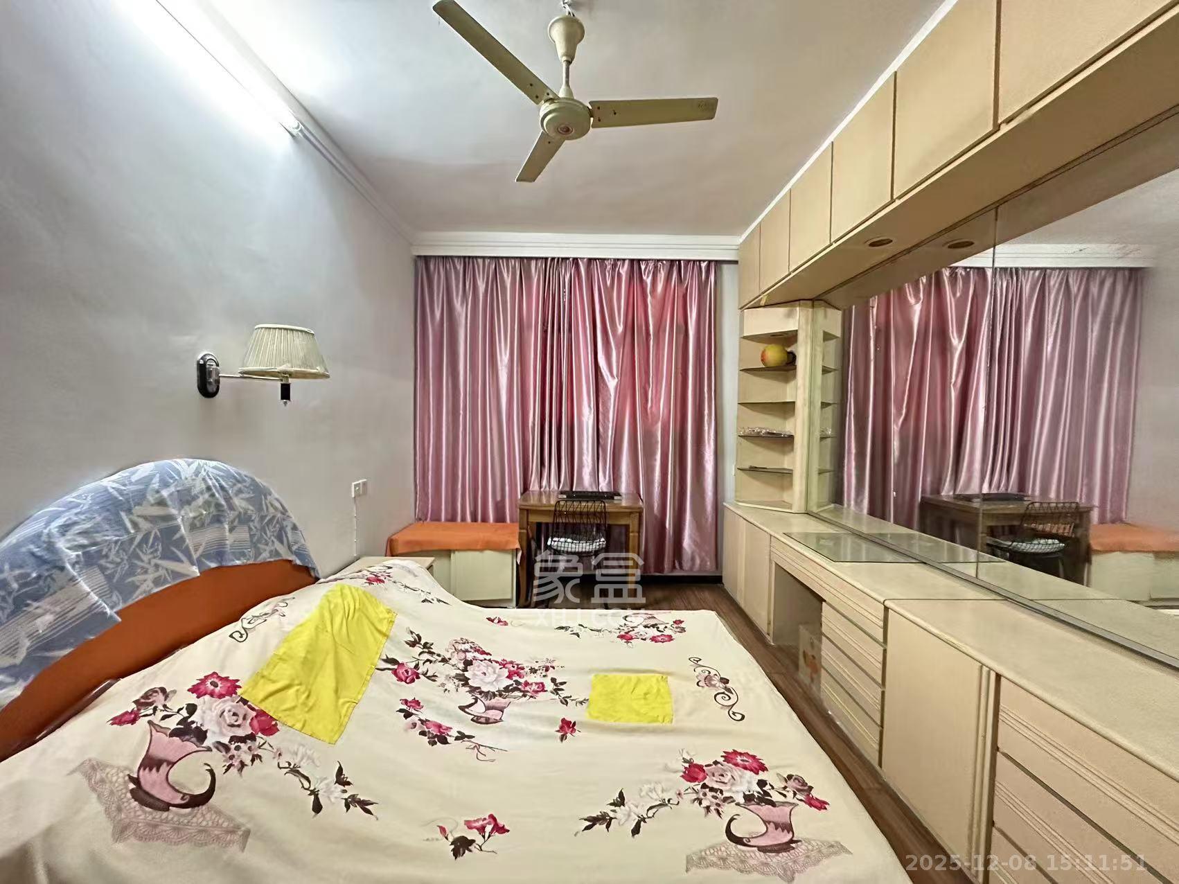 燕兴宿舍 2室1厅1卫 1500.0元/月 燕兴宿舍 2室1厅1卫 1500.0元/月室内图