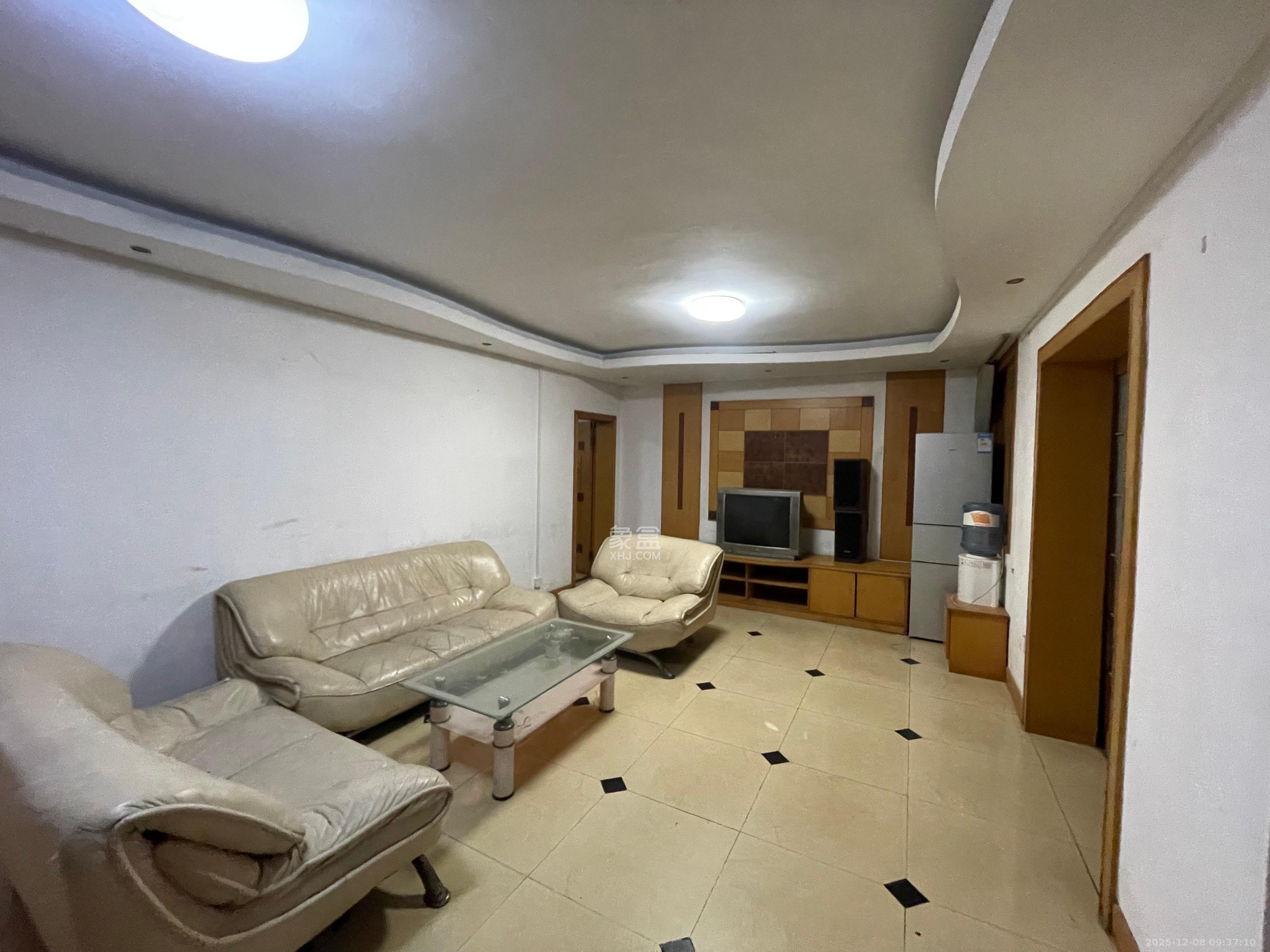 稻田园公寓  1室2厅1卫    2800.0元/月