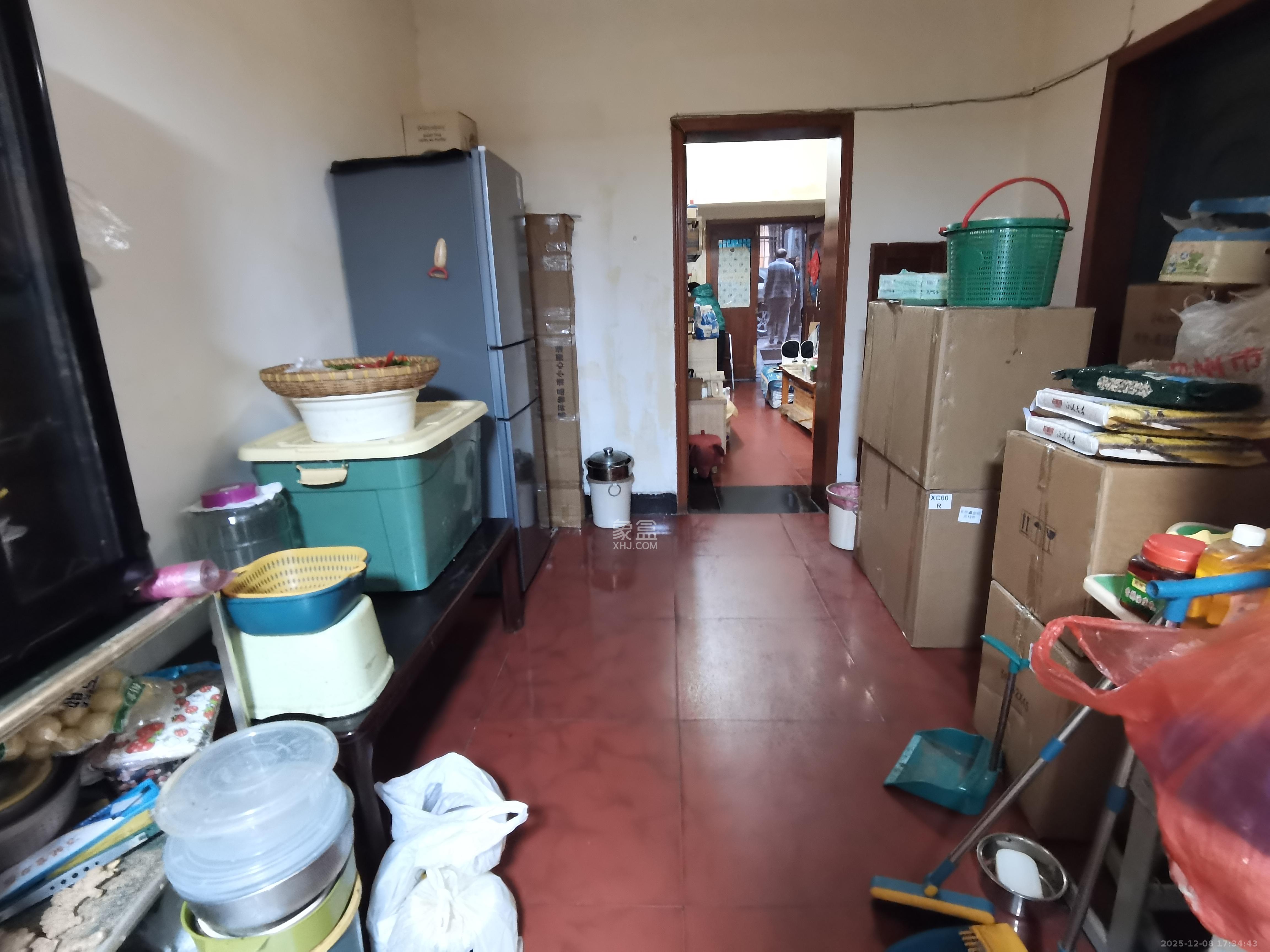 牛婆塘社区 1室1厅1卫 1400.0元/月 牛婆塘社区 1室1厅1卫 1400.0元/月室内图