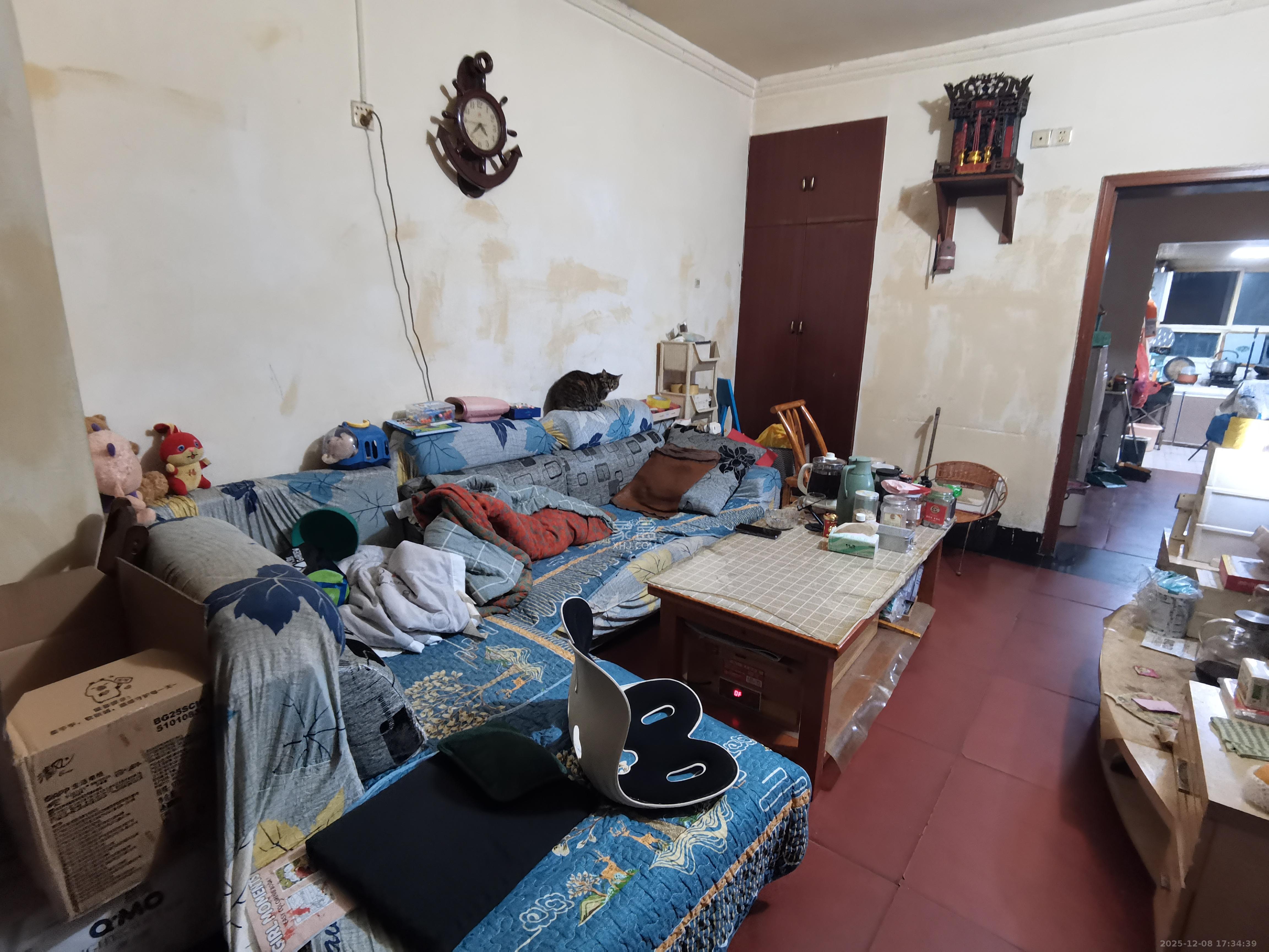 牛婆塘社区 1室1厅1卫 1400.0元/月 牛婆塘社区 1室1厅1卫 1400.0元/月室内图