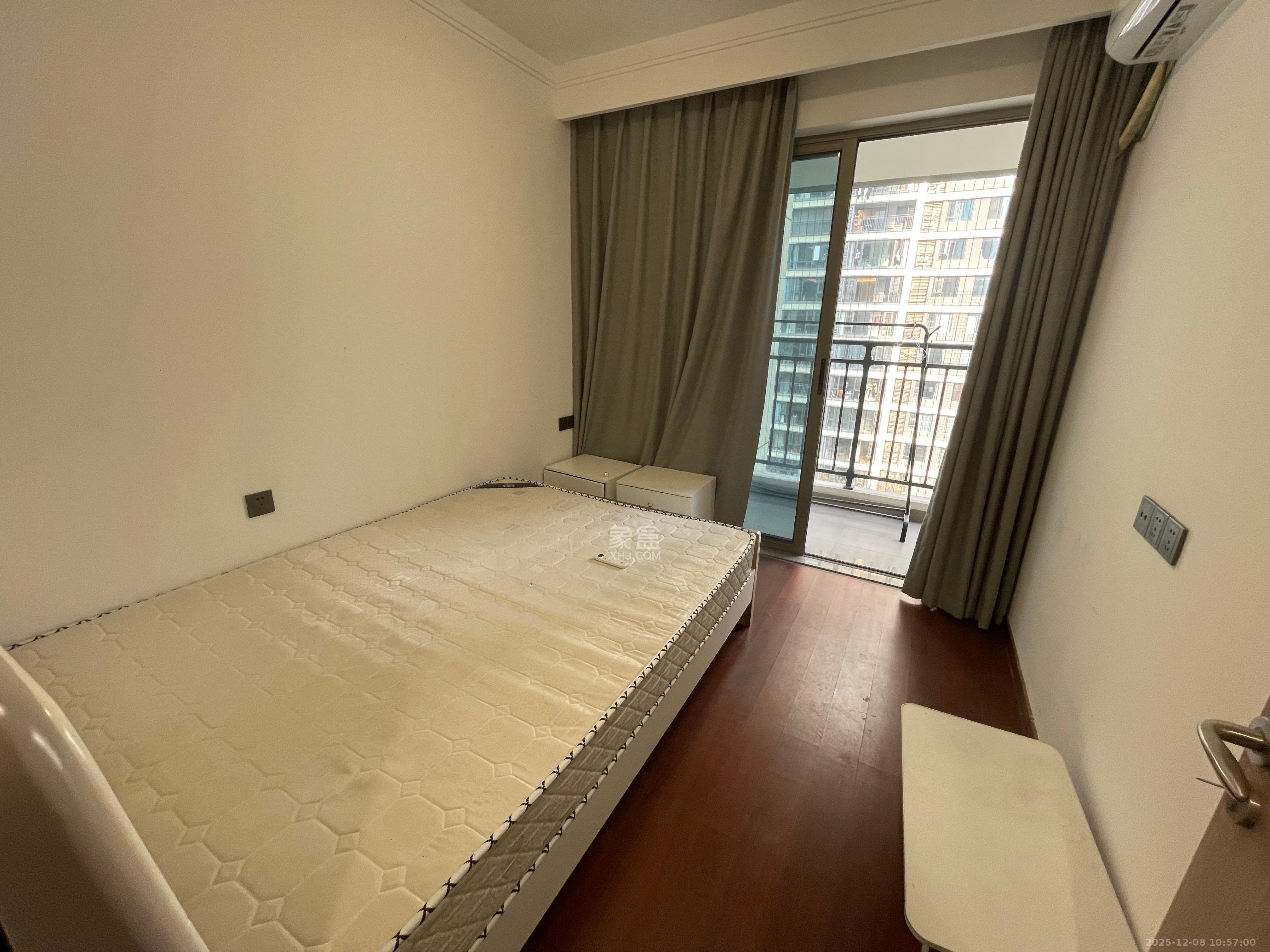 旭辉雨花郡  4室1厅2卫    4400.0元/月室内图