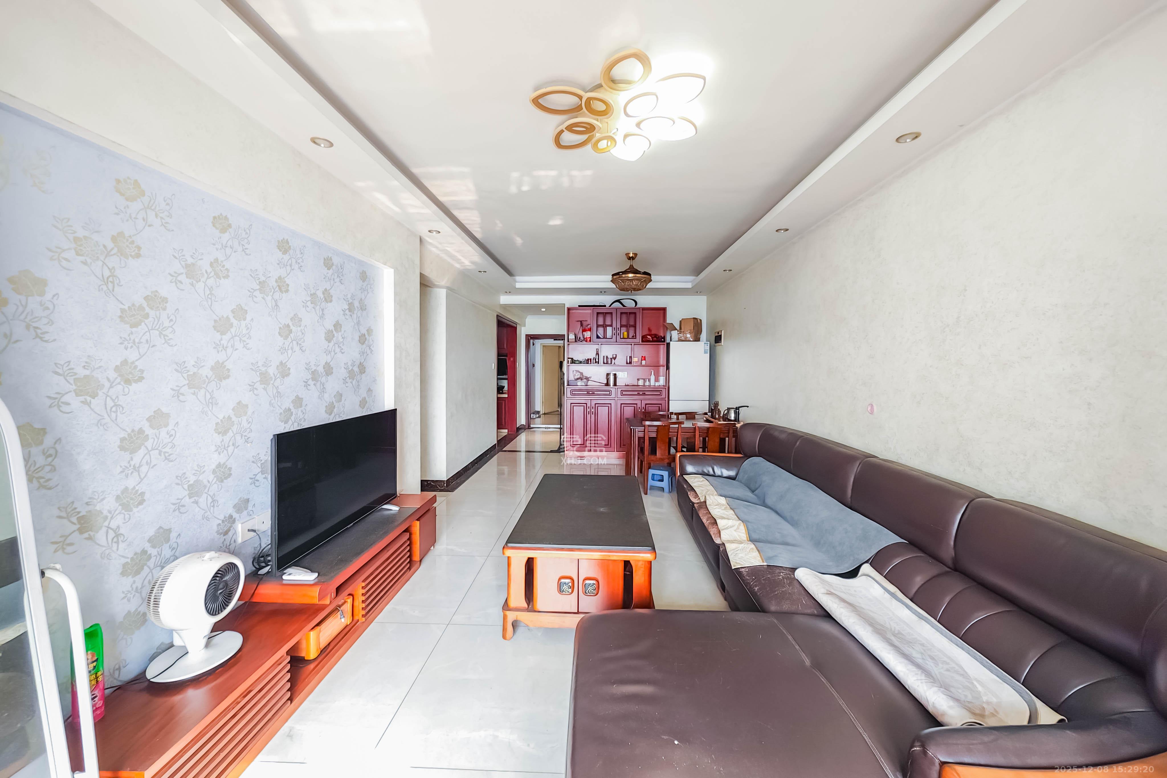 叠彩兰亭  3室2厅2卫    100.0万