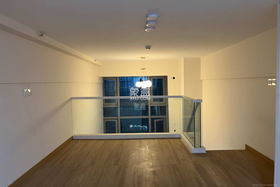 福晟翡翠湾 1室1厅1卫 1700.0元/月 福晟翡翠湾 1室1厅1卫 1700.0元/月室内图