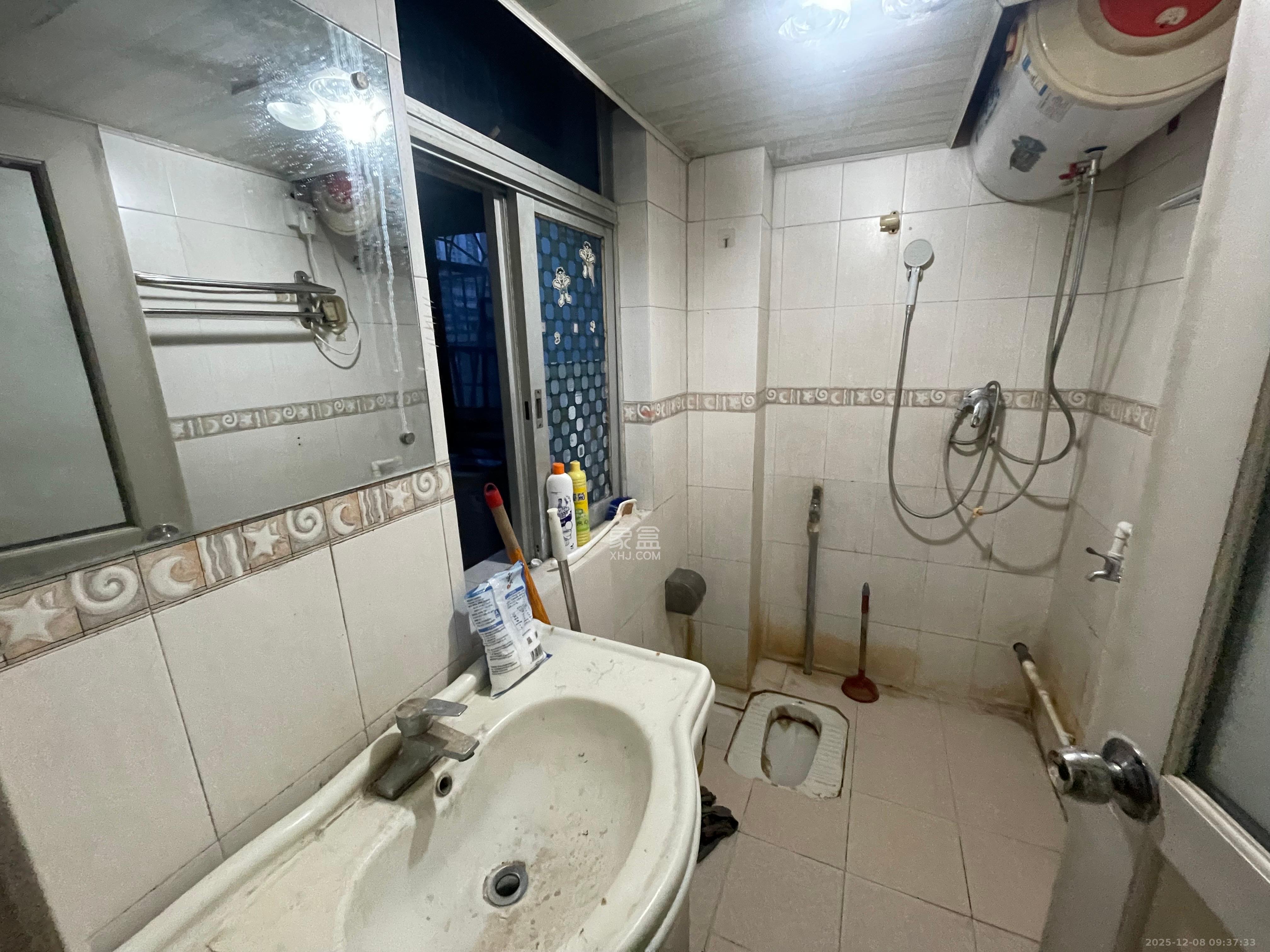 稻田园公寓  1室2厅1卫    2800.0元/月室内图