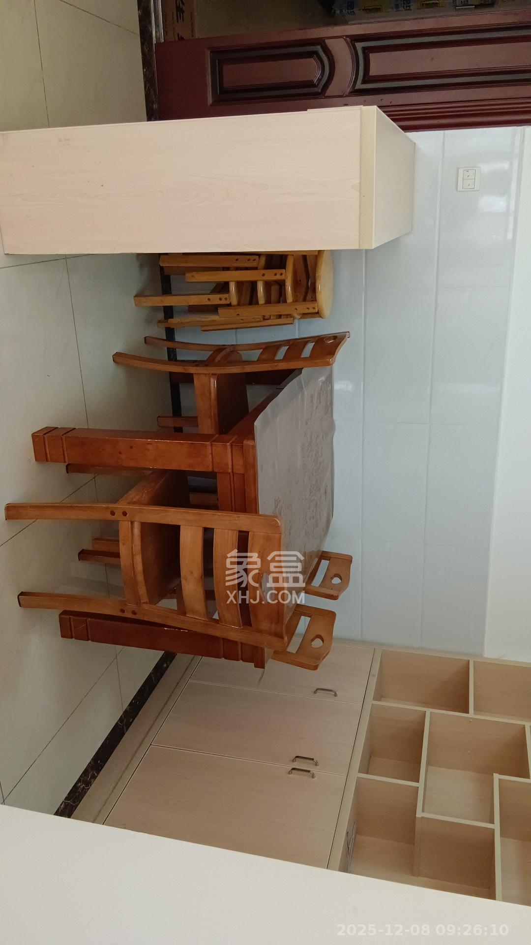 东方美地 1室2厅1卫 2300.0元/月 东方美地 1室2厅1卫 2300.0元/月室内图