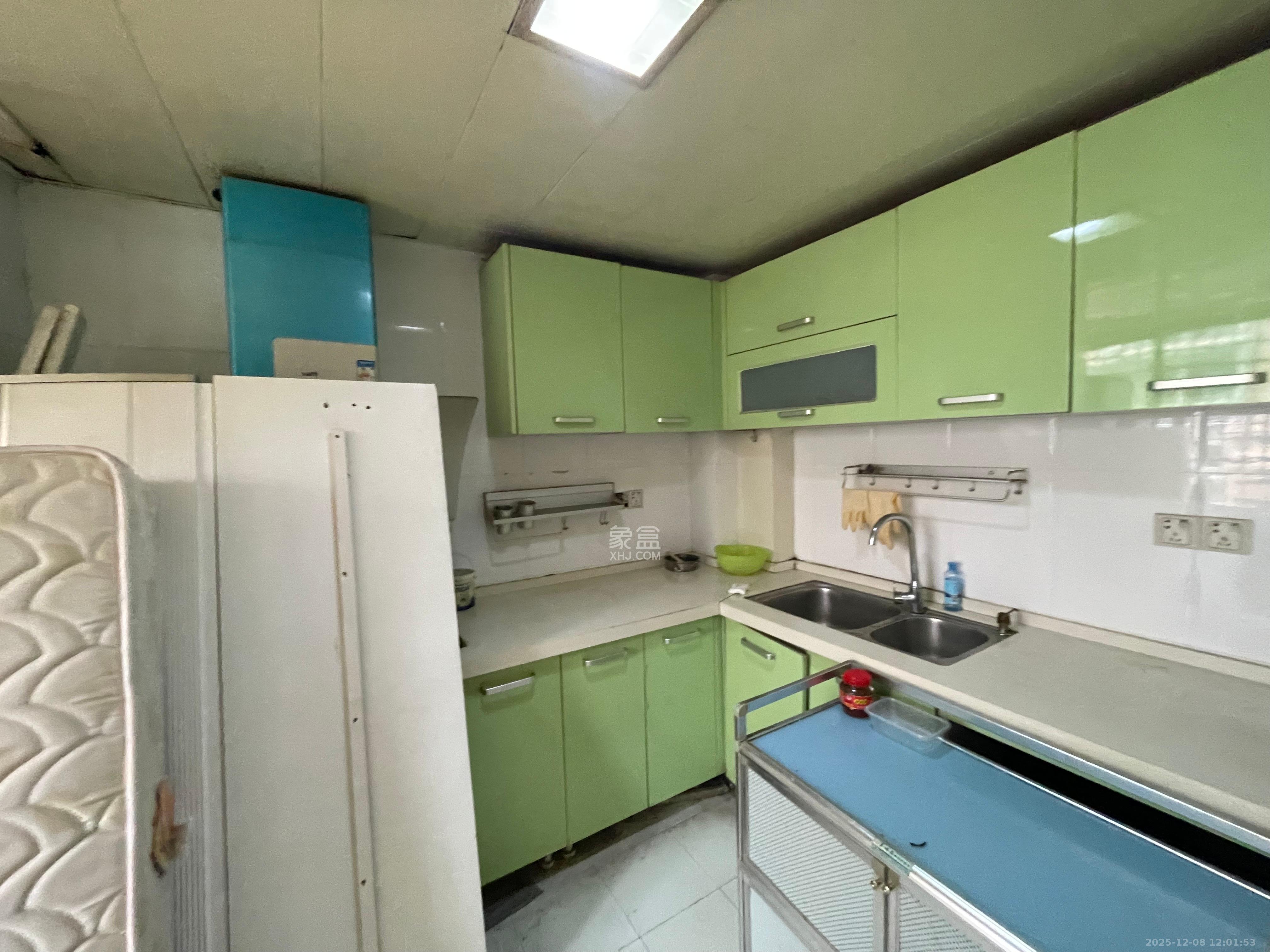 福乐康城 3室2厅2卫 2500.0元/月 福乐康城 3室2厅2卫 2500.0元/月室内图