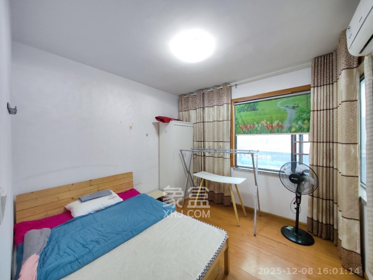 华尔街中心  1室0厅0卫    2400.0元/月室内图