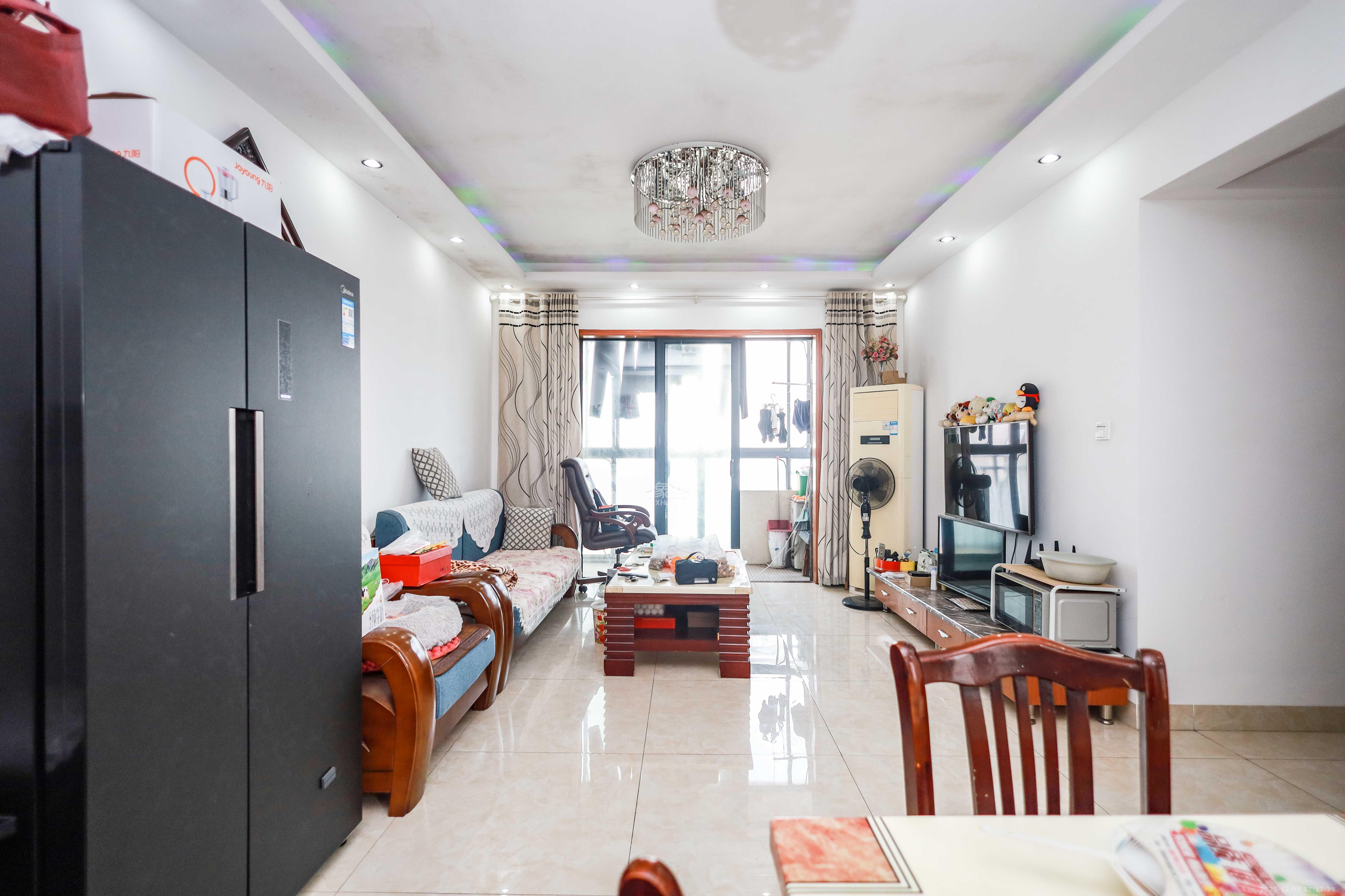 莱茵城  3室2厅2卫    70.0万