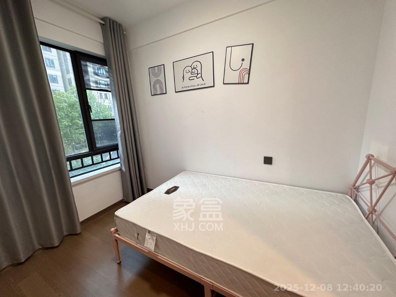 卓越江岸  4室2厅2卫    4500.0元/月室内图