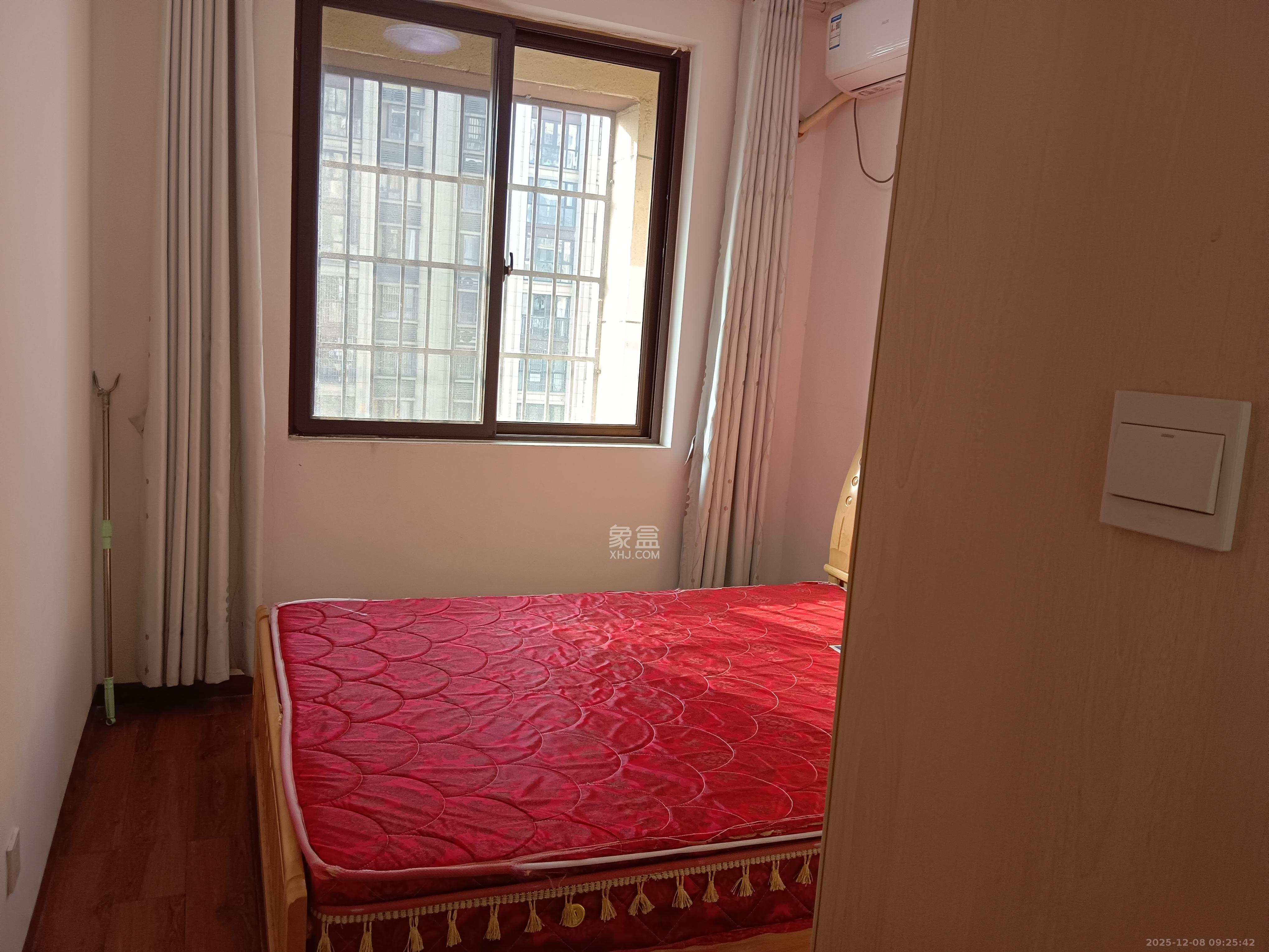 东方美地 1室2厅1卫 2300.0元/月 东方美地 1室2厅1卫 2300.0元/月室内图