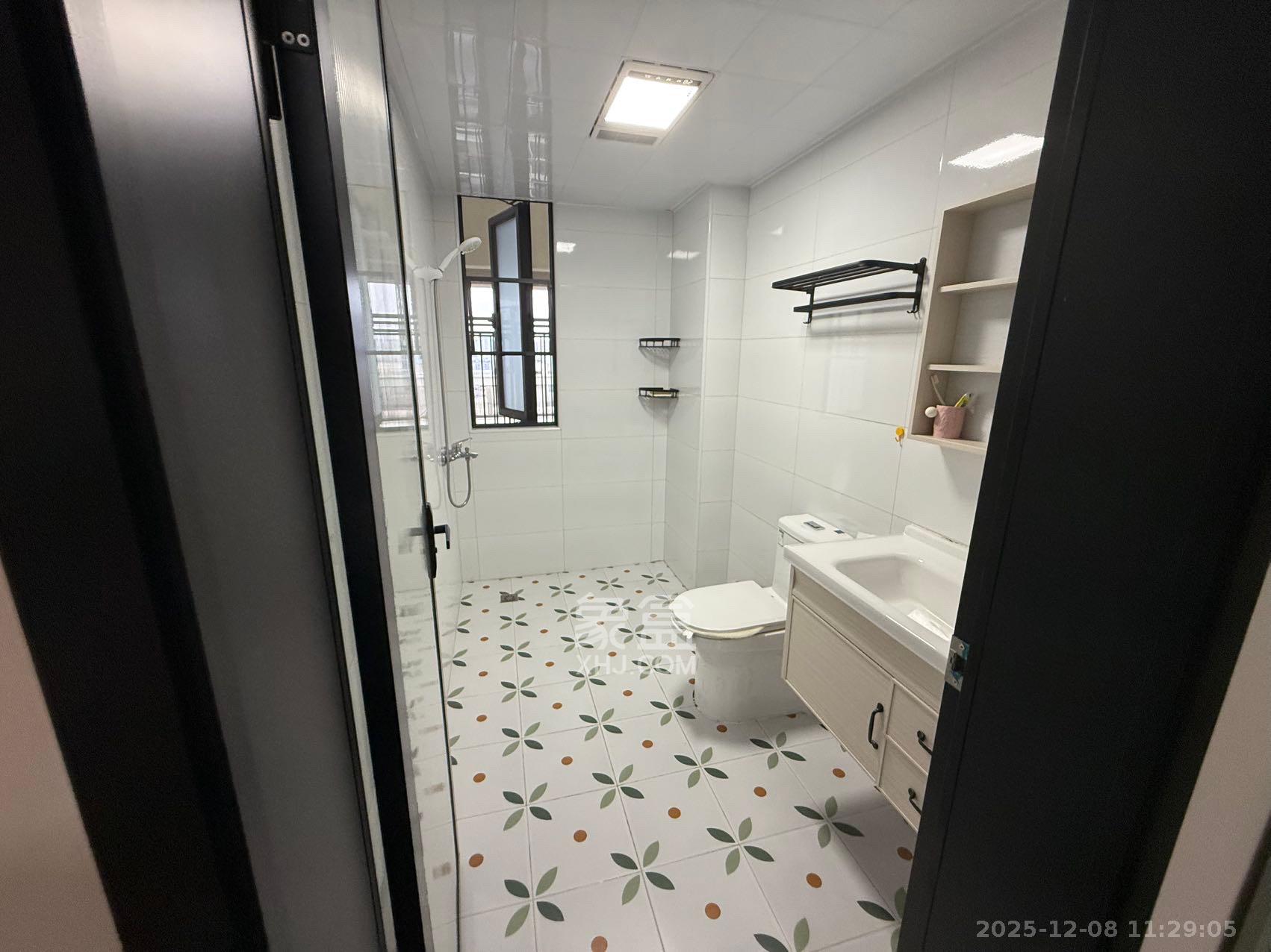 旭辉国悦府 3室1厅2卫 3400.0元/月 旭辉国悦府 3室1厅2卫 3400.0元/月室内图