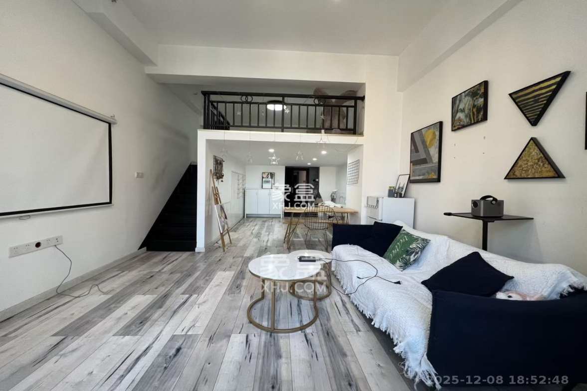 荣悦台 1室1厅1卫 1800.0元/月 荣悦台 1室1厅1卫 1800.0元/月室内图