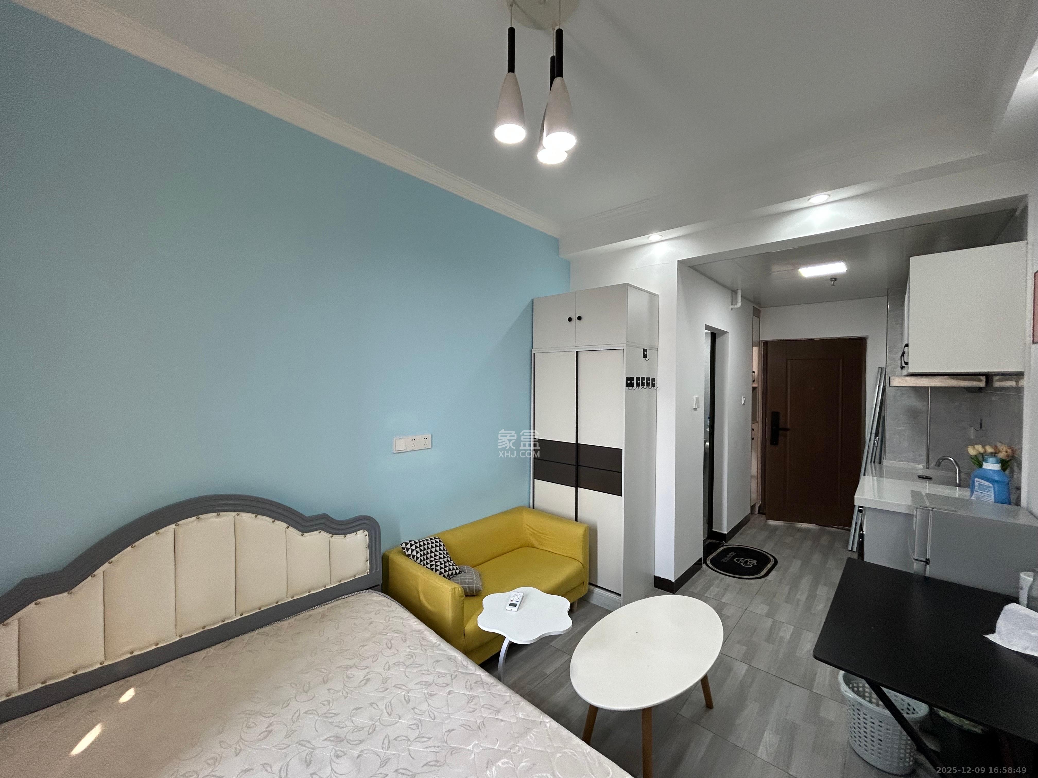 保利香槟国际  1室1厅1卫    1200.0元/月