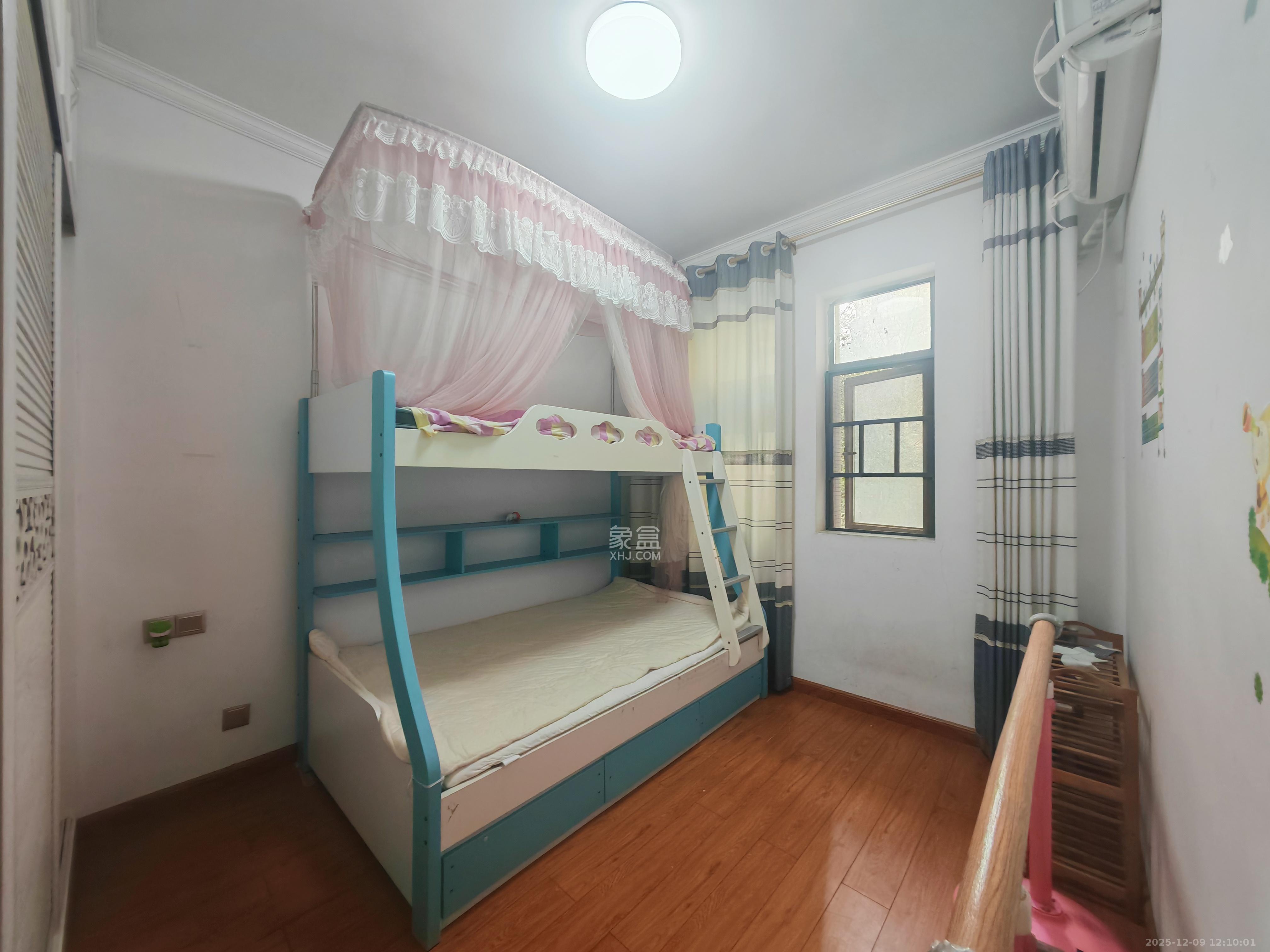 中房瑞致国际  2室2厅1卫    2450.0元/月室内图