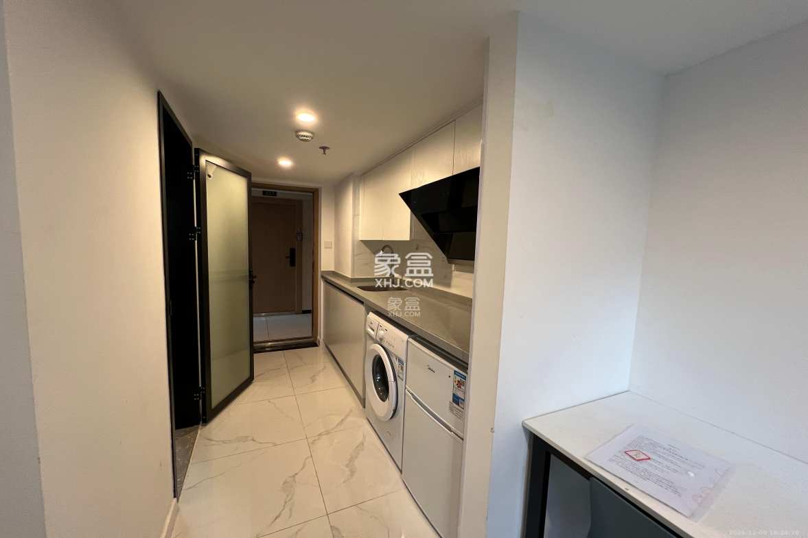 卓越江岸 1室0厅0卫 1800.0元/月 卓越江岸 1室0厅0卫 1800.0元/月室内图