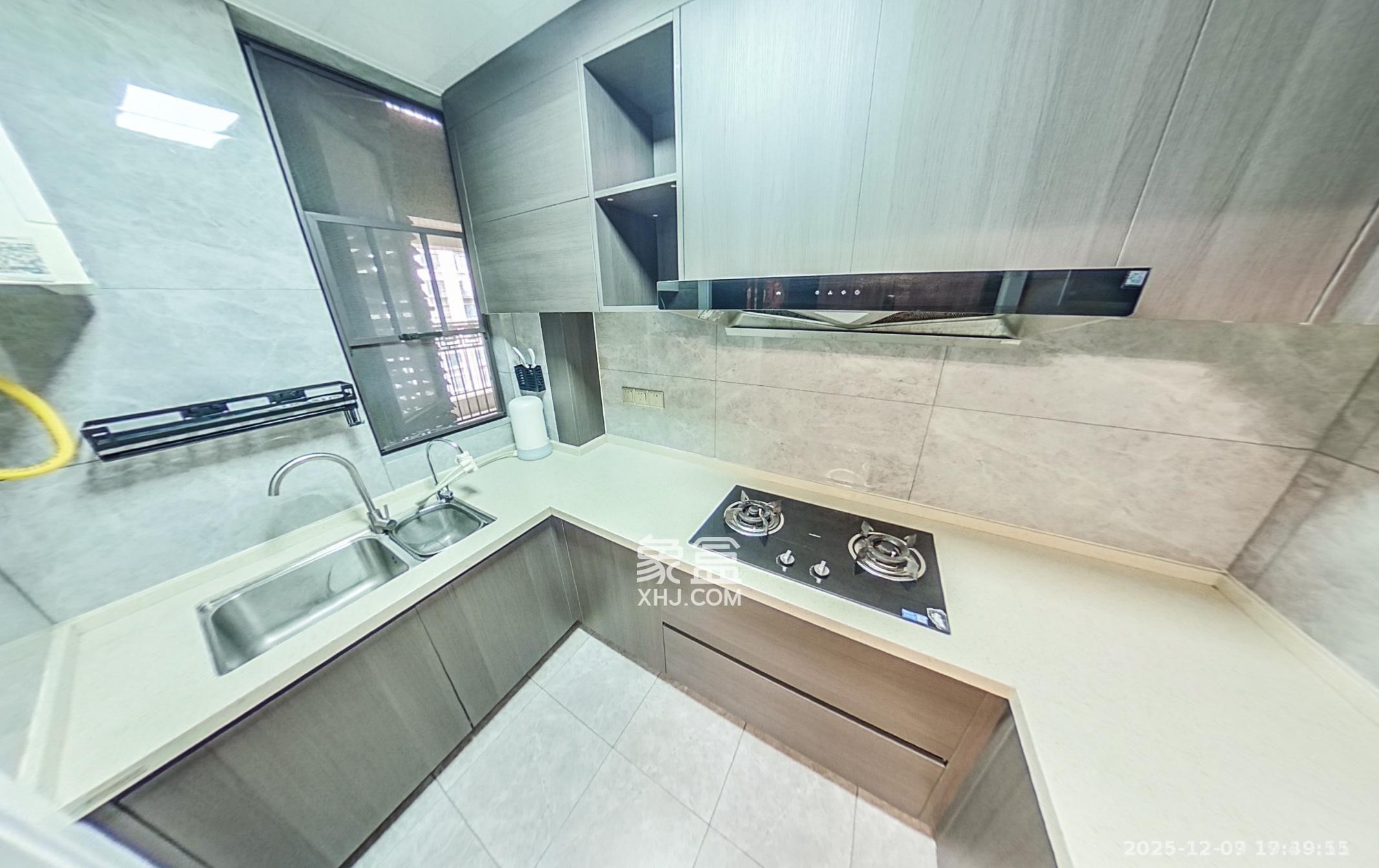 建发央著  2室2厅1卫    3800.0元/月室内图