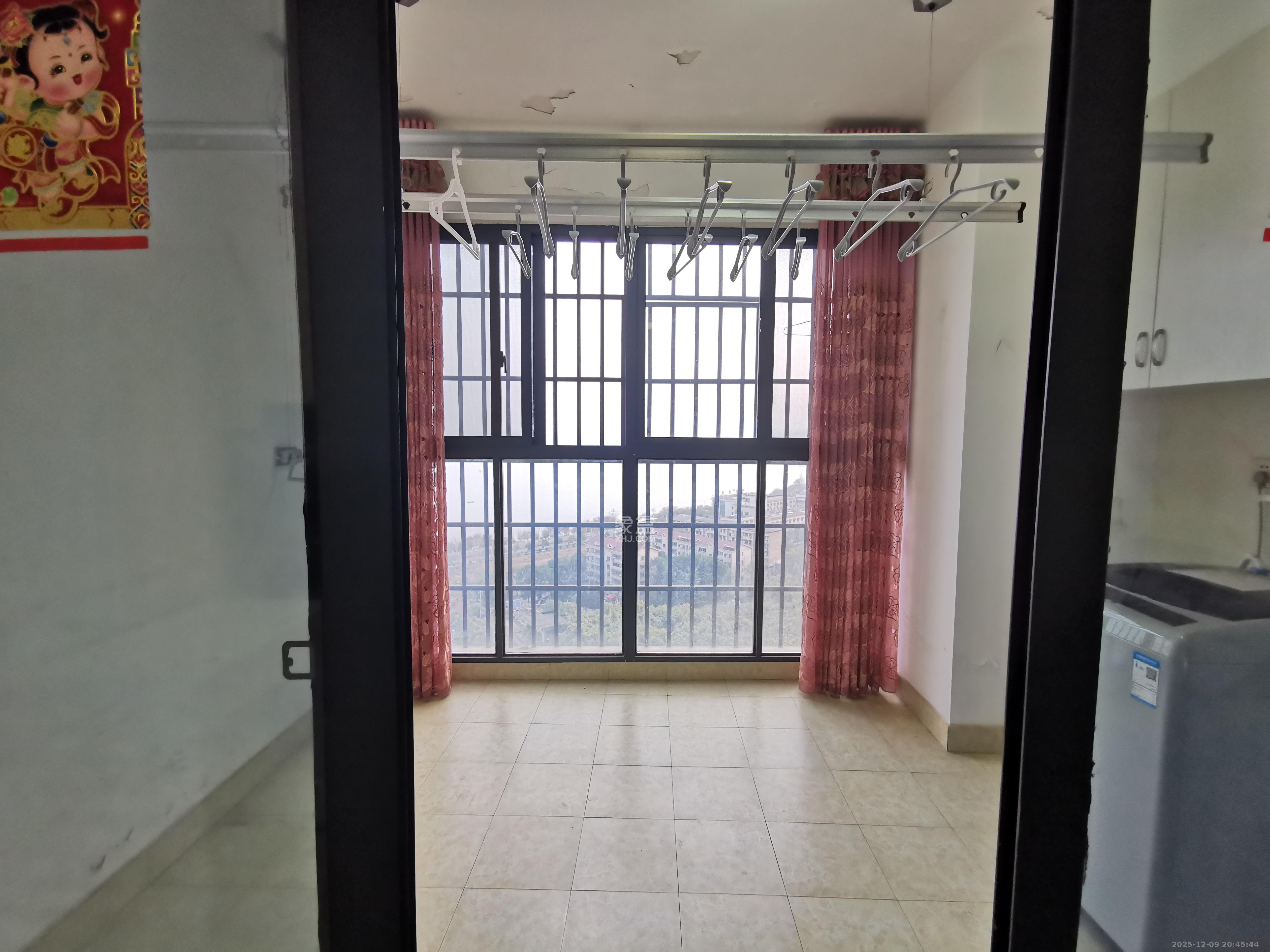 德惠雅苑(众星湘港公馆) 2室2厅1卫 2000.0元/月 德惠雅苑(众星湘港公馆) 2室2厅1卫 2000.0元/月室内图