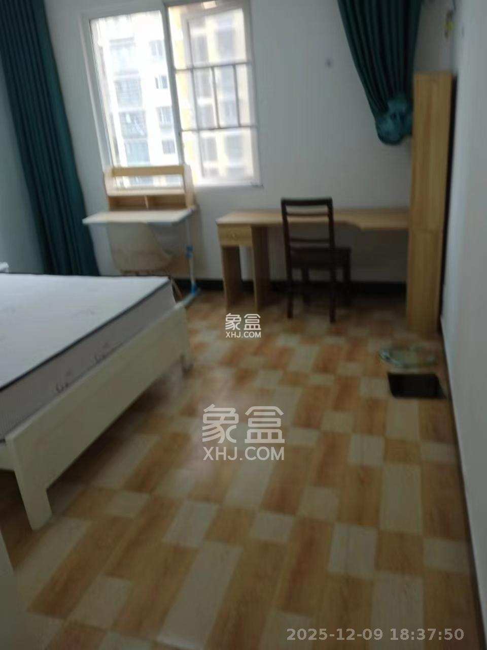 荷韵园 3室2厅2卫 1500.0元/月 荷韵园 3室2厅2卫 1500.0元/月室内图