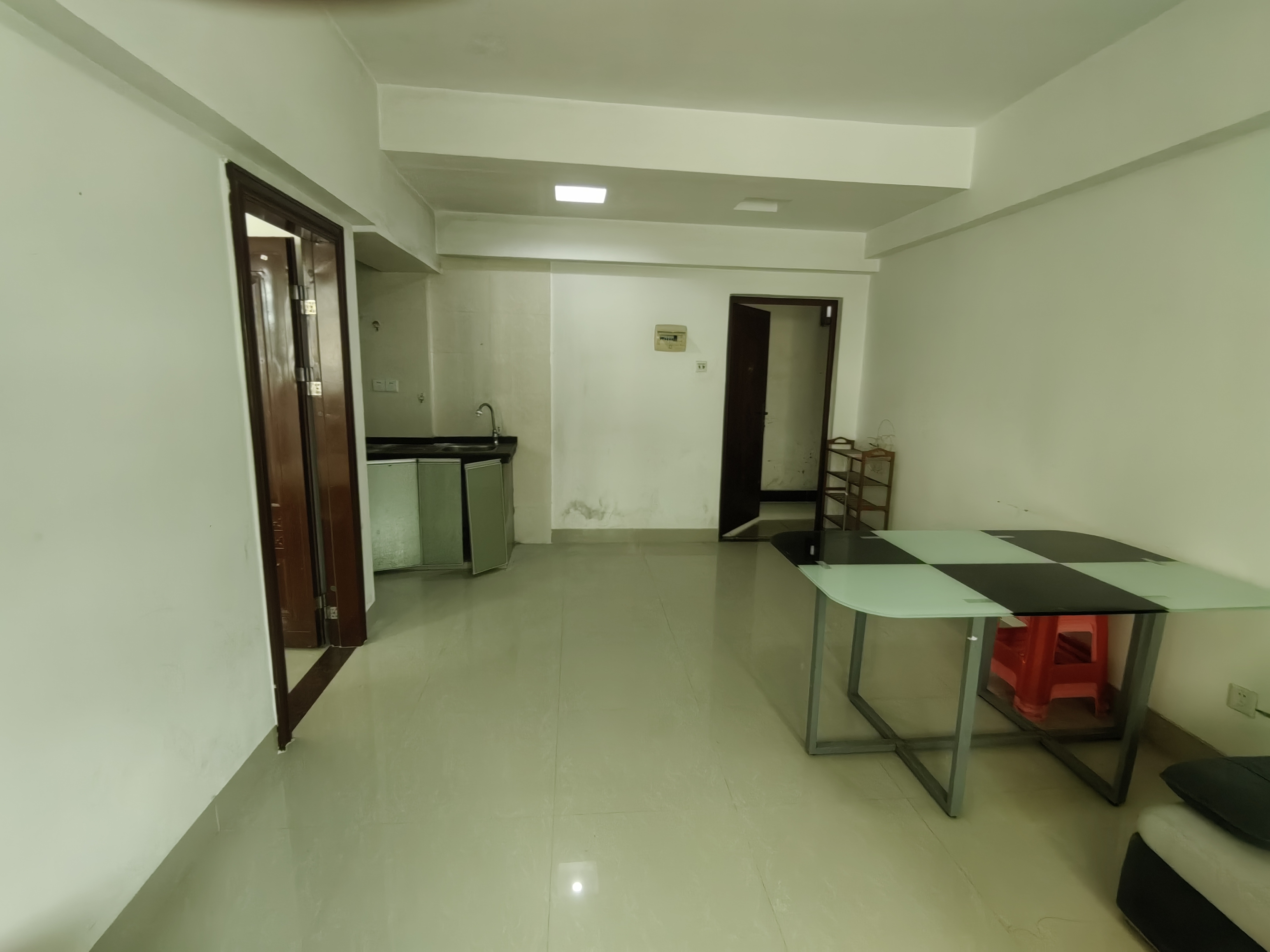 澳华大厦  1室1厅1卫    1000.0元/月室内图