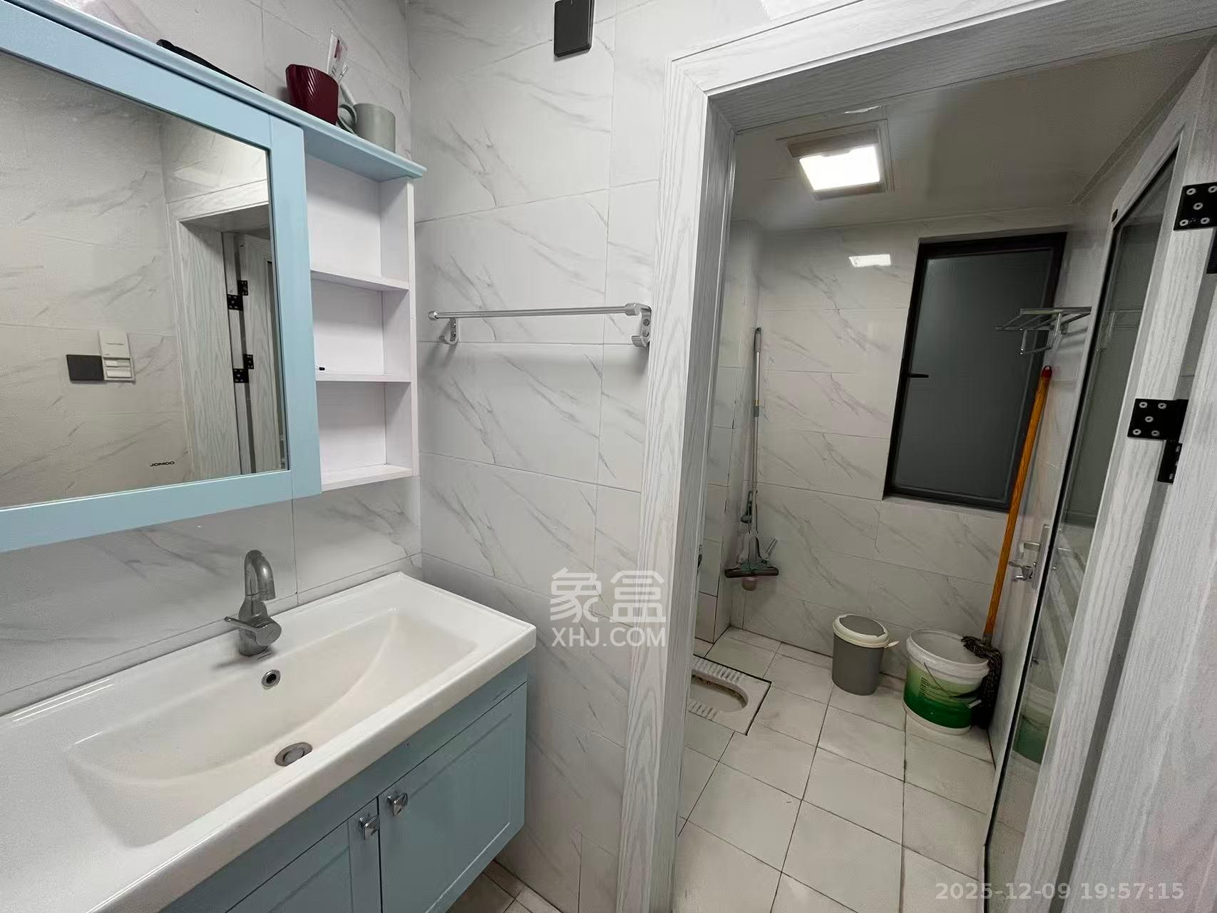 碧桂园南城首府（东宸林海）  3室2厅2卫    2200.0元/月室内图