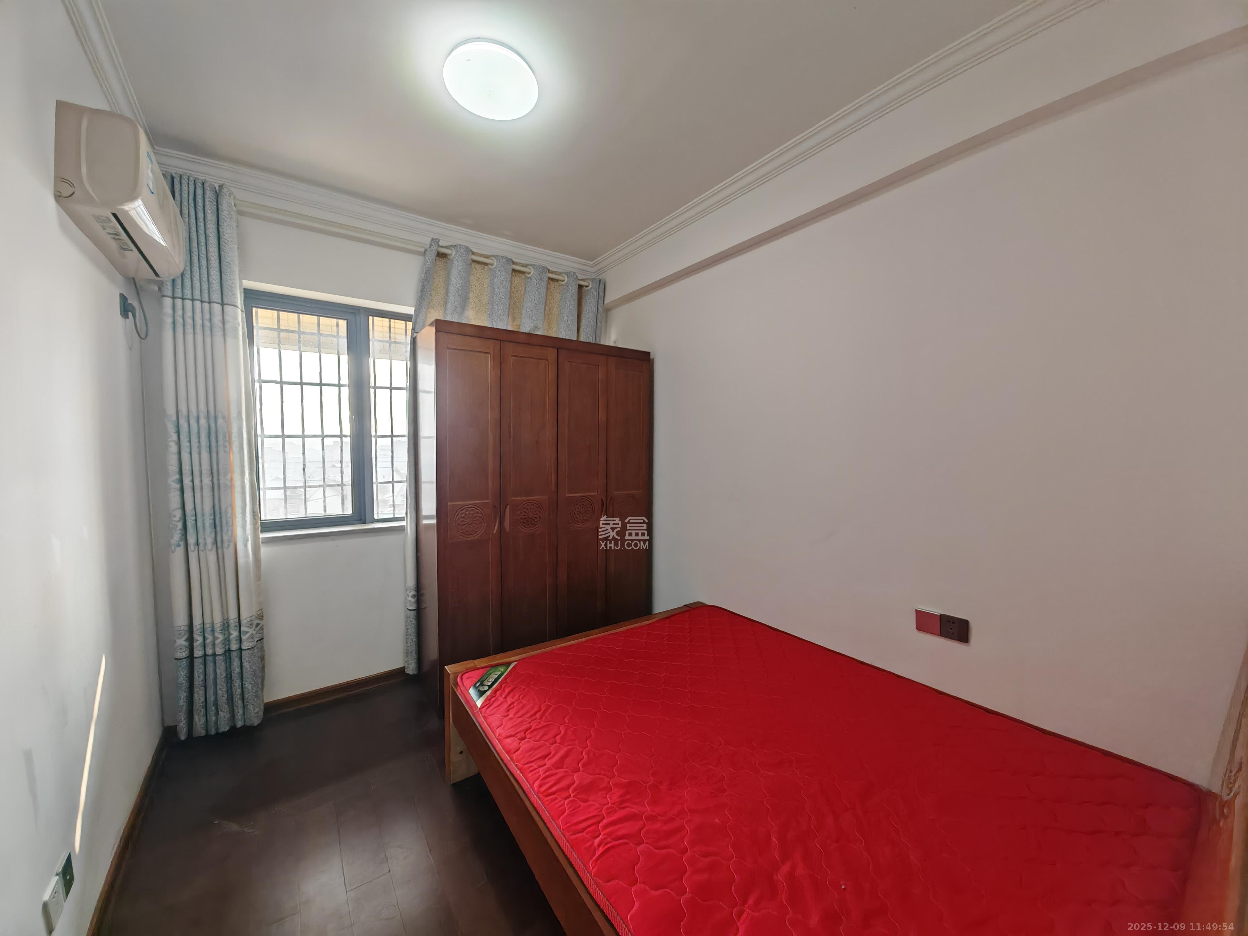 中南国际眼镜城(中伟商业中心) 1室0厅0卫 2600.0元/月 中南国际眼镜城(中伟商业中心) 1室0厅0卫 2600.0元/月室内图