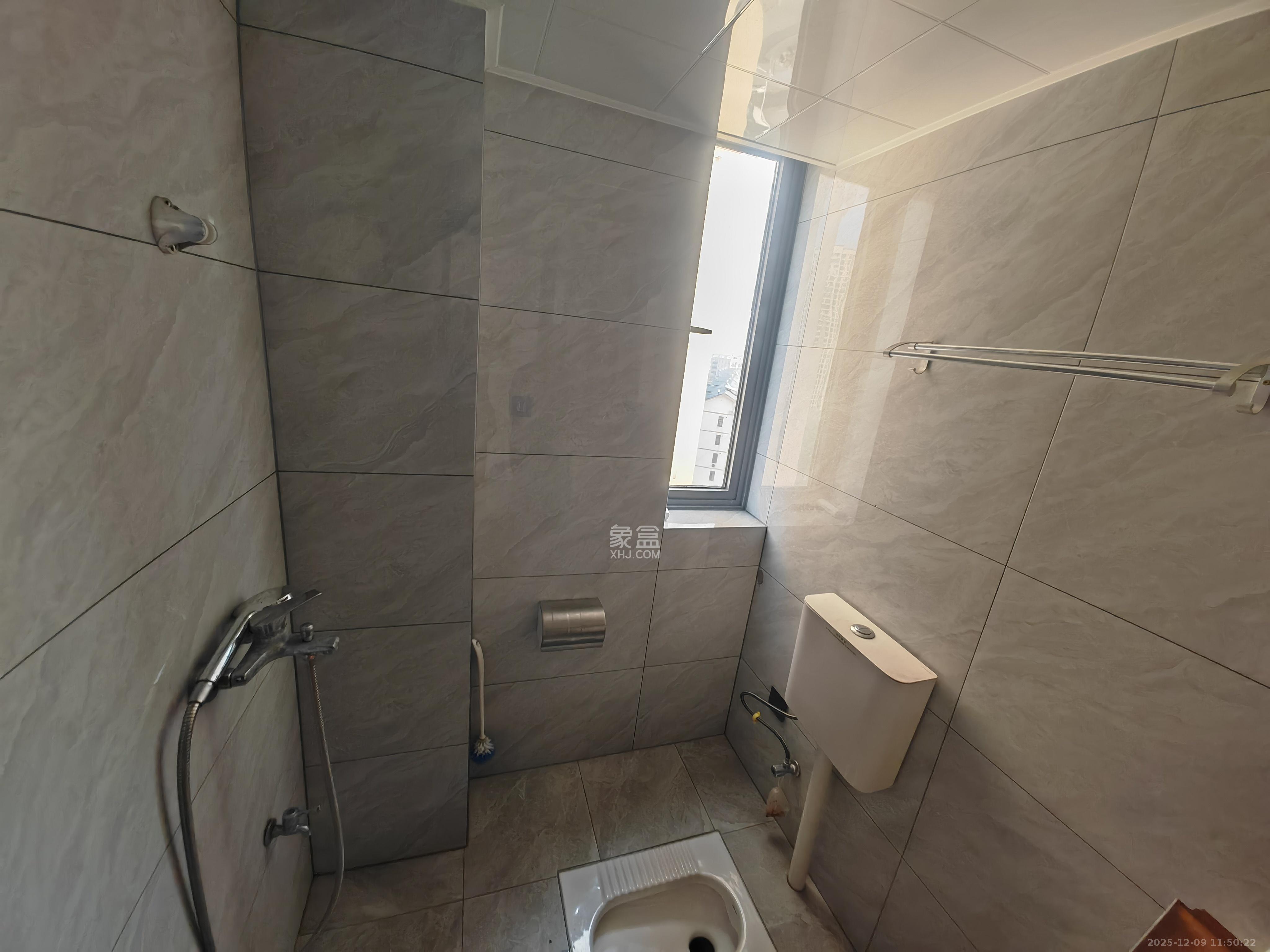 中南国际眼镜城(中伟商业中心) 1室0厅0卫 2600.0元/月 中南国际眼镜城(中伟商业中心) 1室0厅0卫 2600.0元/月室内图