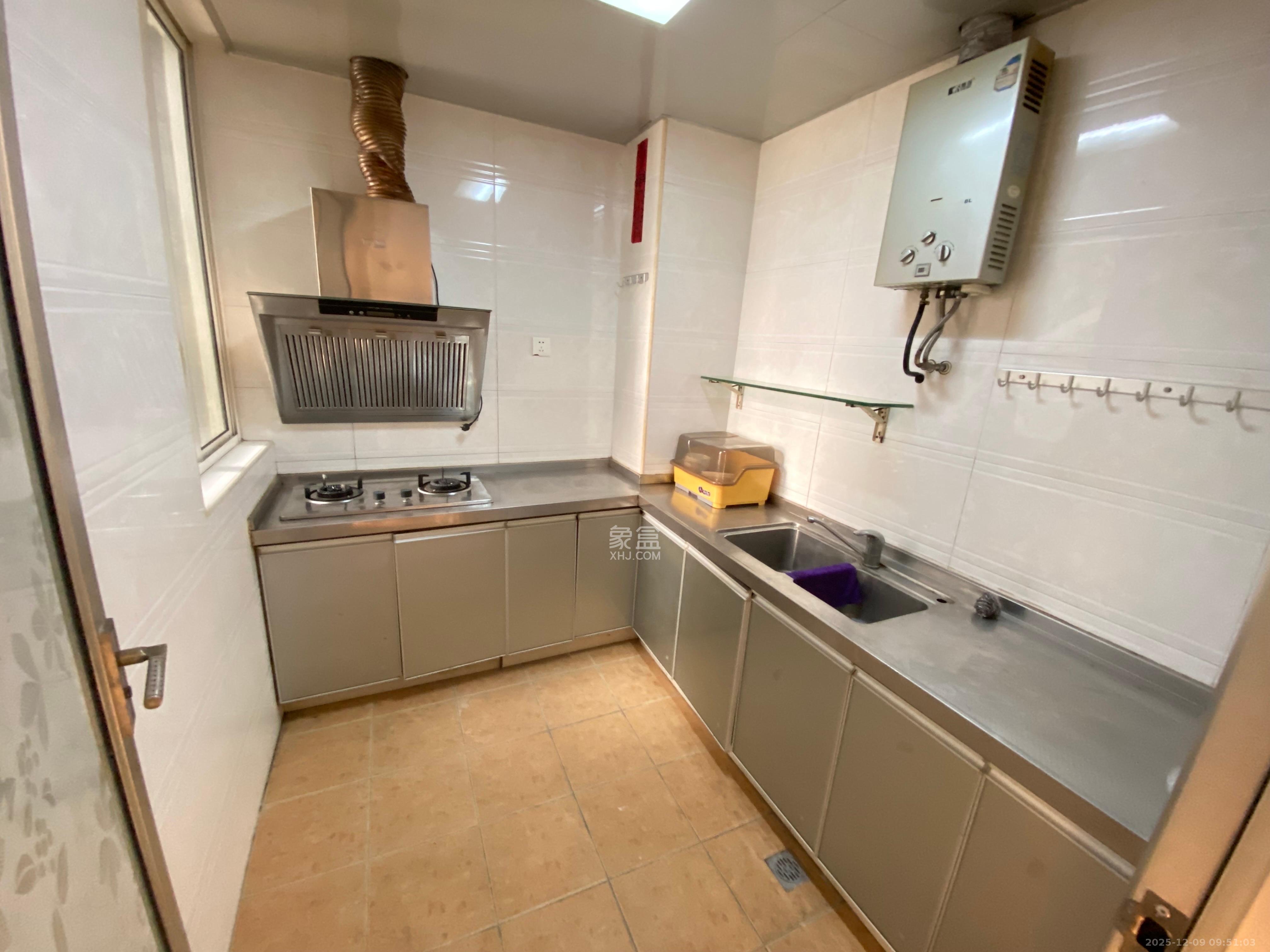 城市动力  2室1厅1卫    2200.0元/月室内图