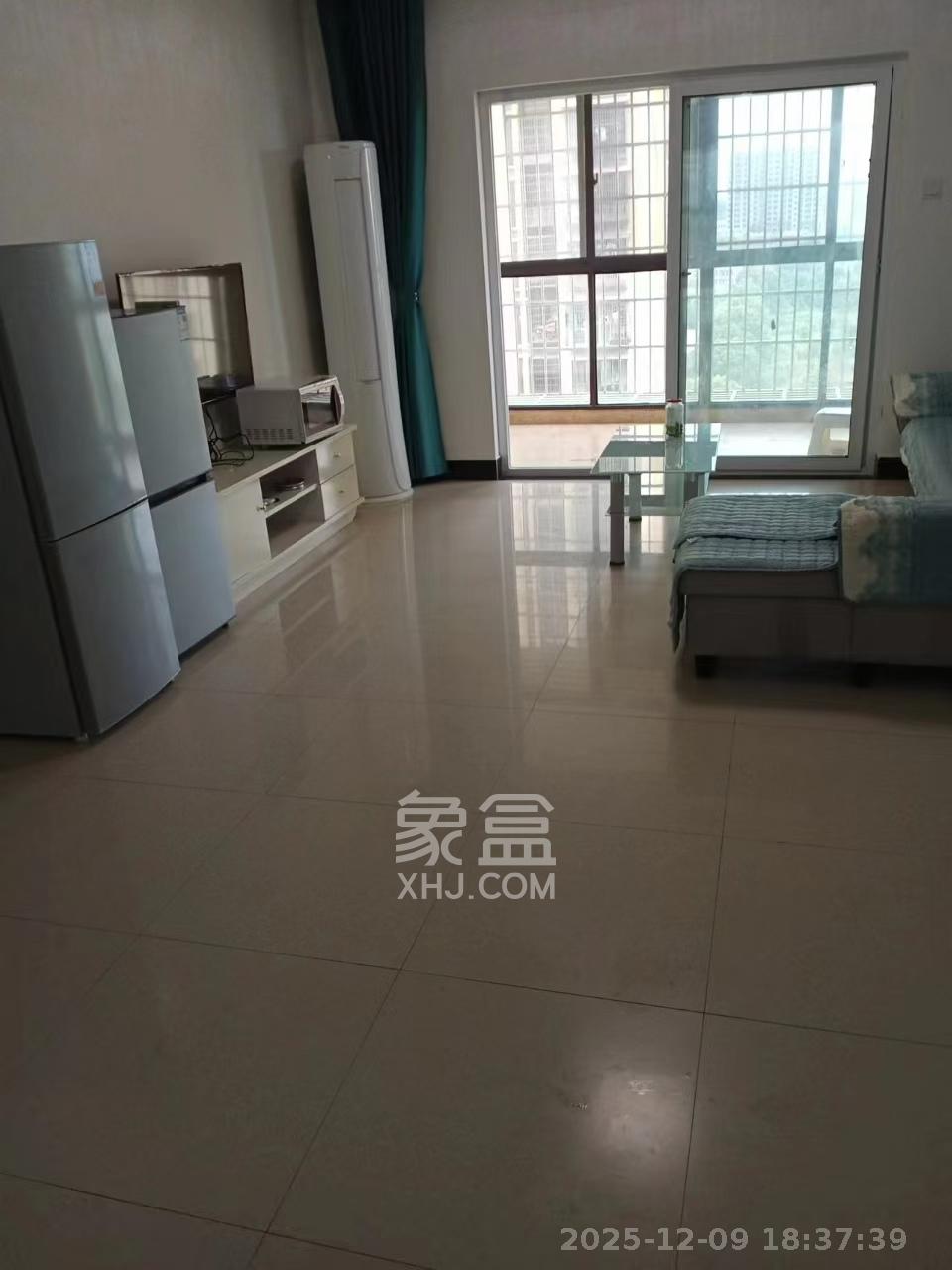 荷韵园  3室2厅2卫    1500.0元/月室内图