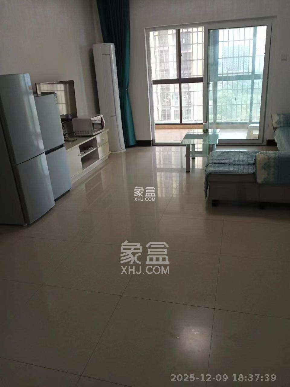 荷韵园 3室2厅2卫 1500.0元/月 荷韵园 3室2厅2卫 1500.0元/月室内图